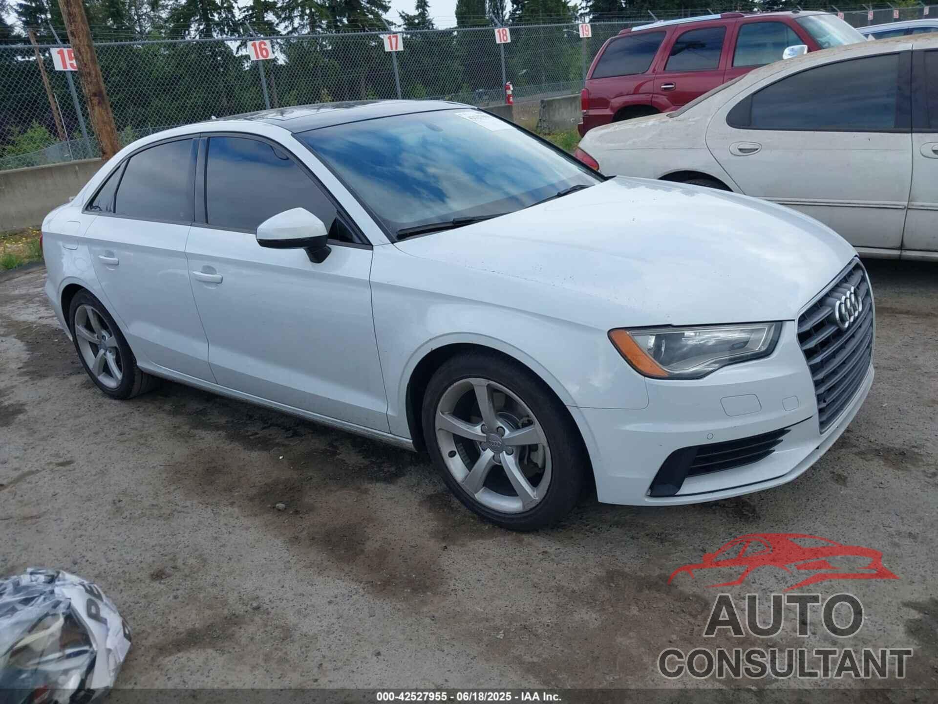 AUDI A3 2016 - WAUA7GFFXG1056744