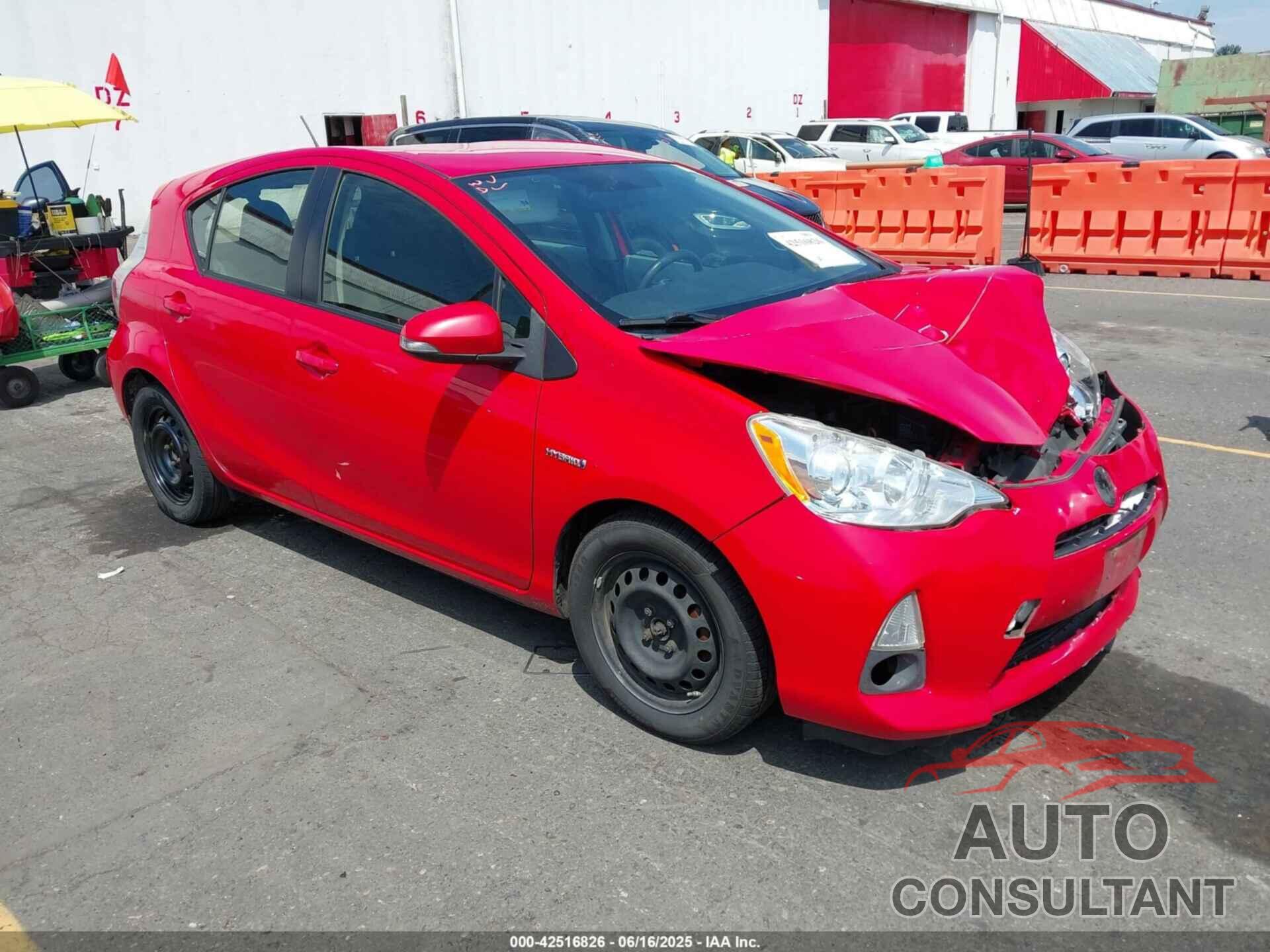 TOYOTA PRIUS C 2014 - JTDKDTB30E1076633