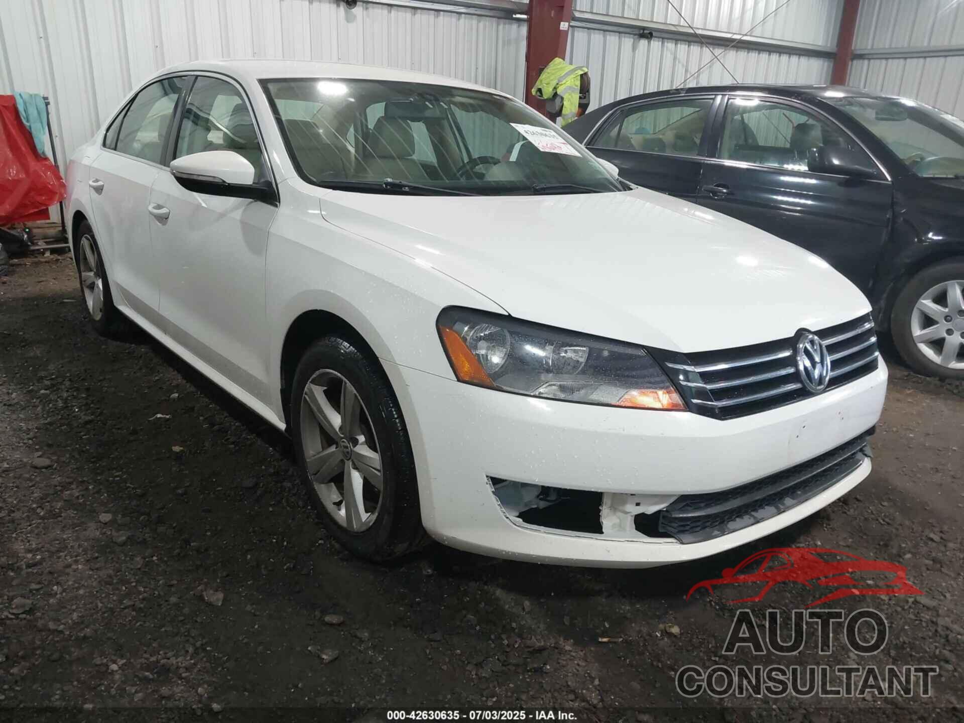 VOLKSWAGEN PASSAT 2012 - 1VWBP7A34CC027210