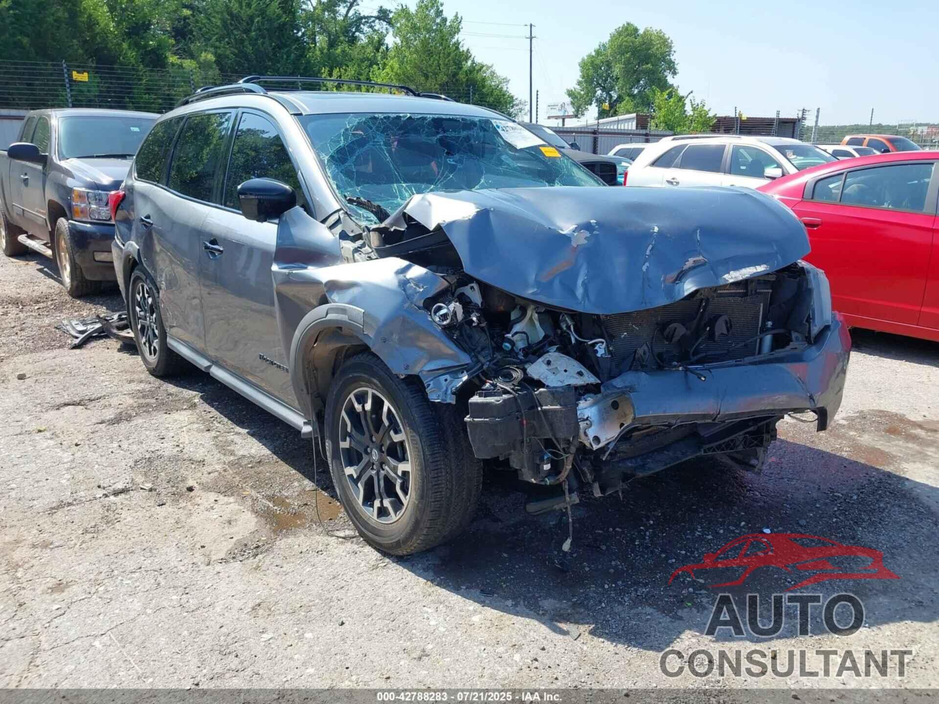 NISSAN PATHFINDER 2020 - 5N1DR2CN9LC621889