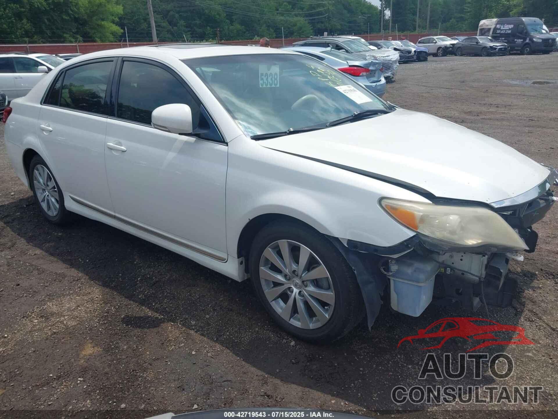 TOYOTA AVALON 2011 - 4T1BK3DB9BU377157
