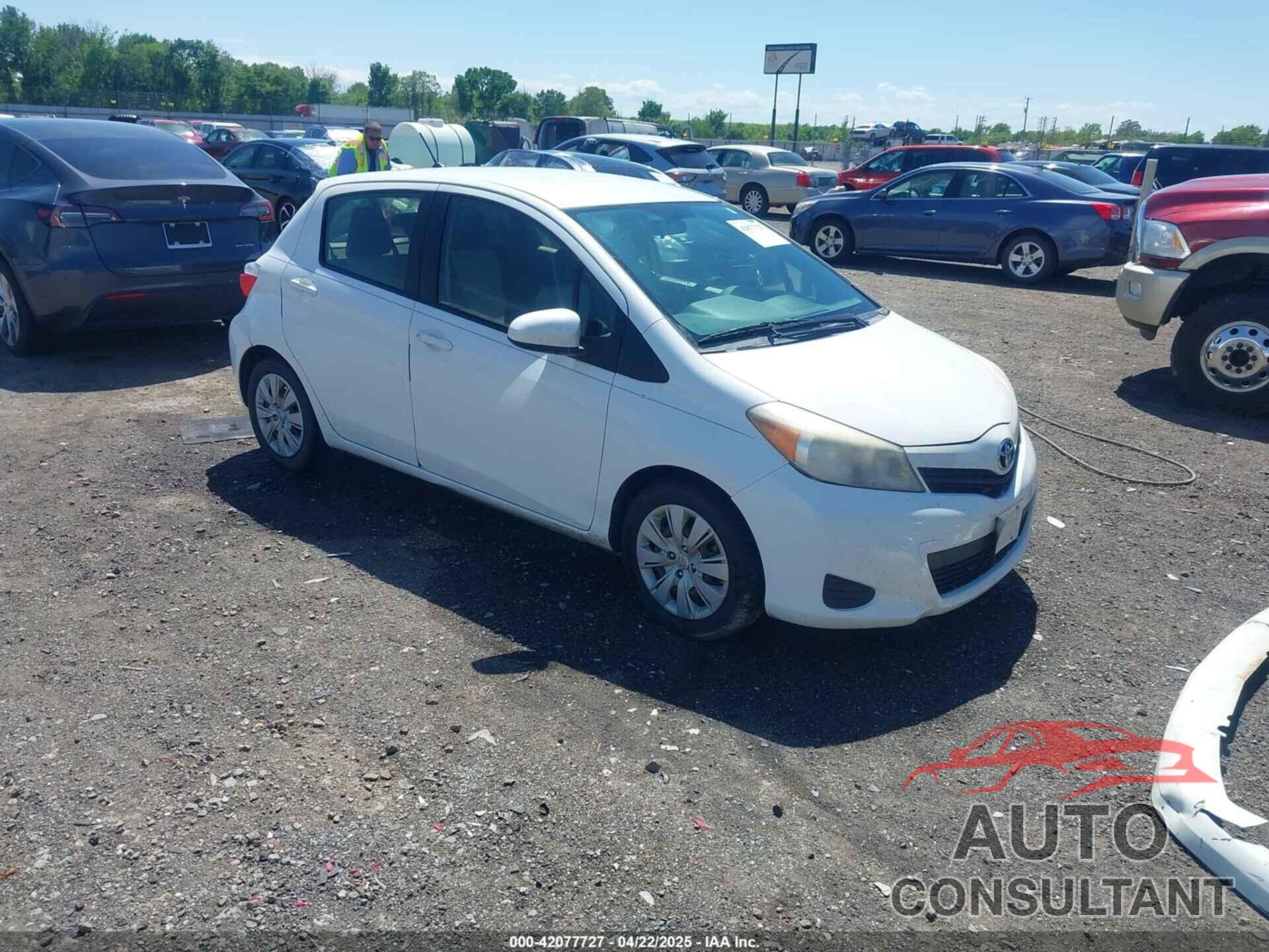 TOYOTA YARIS 2012 - JTDKTUD30CD518313