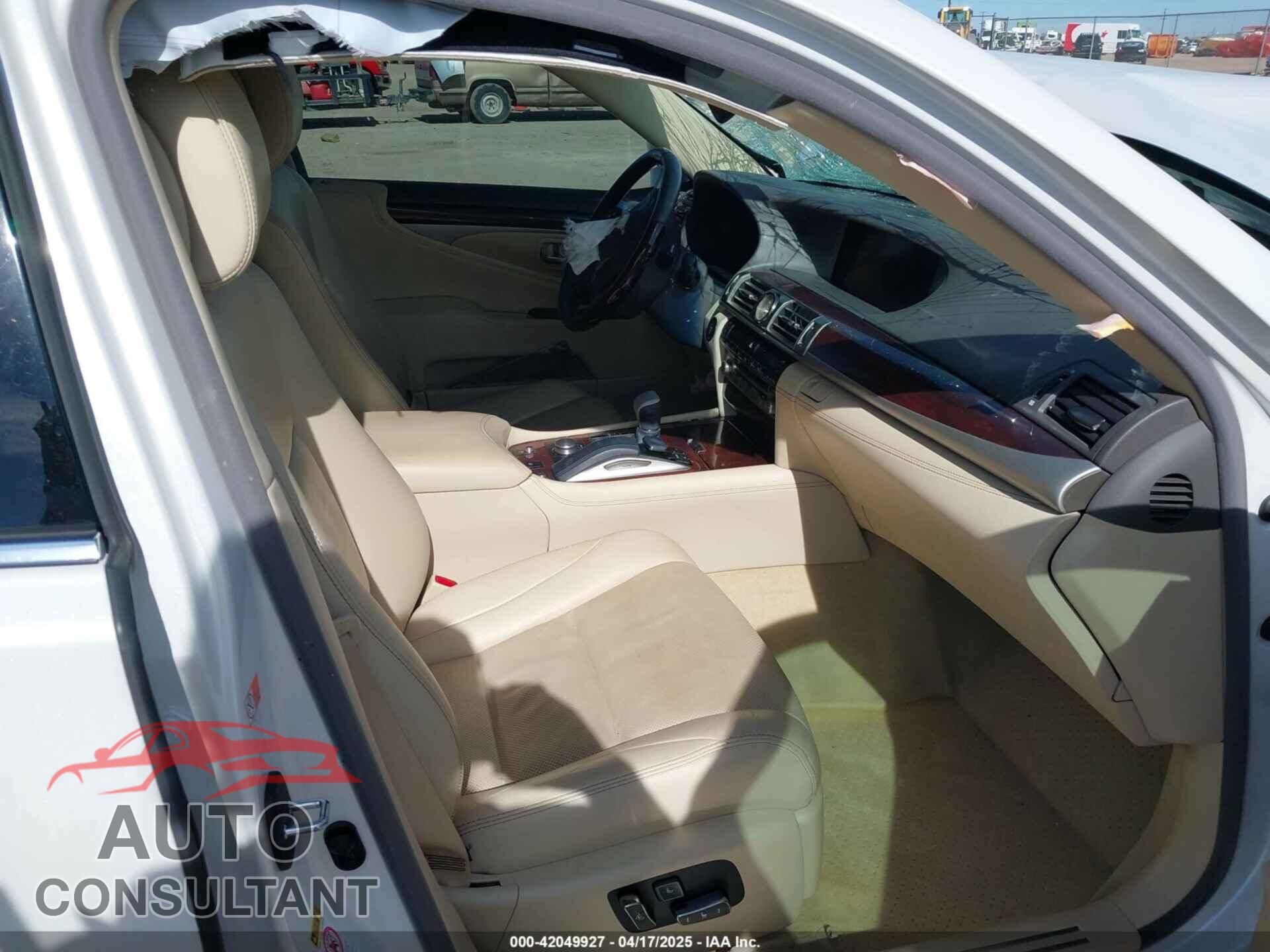 LEXUS LS 460 2016 - JTHBL5EF2G5143103