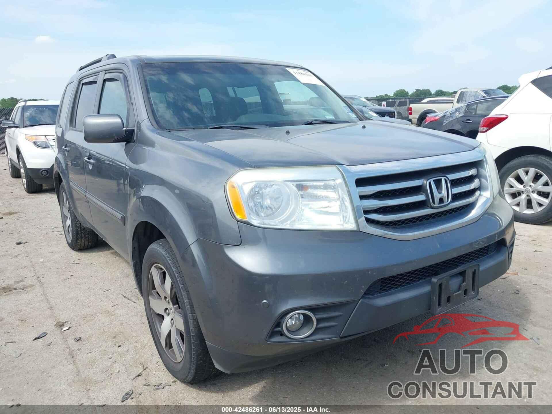 HONDA PILOT 2012 - 5FNYF4H9XCB030849