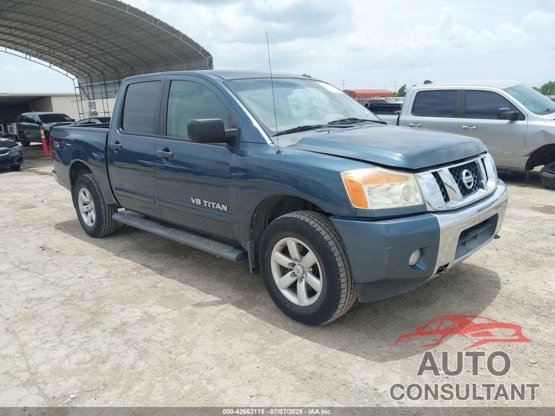 NISSAN TITAN 2013 - 1N6BA0EC0DN310373