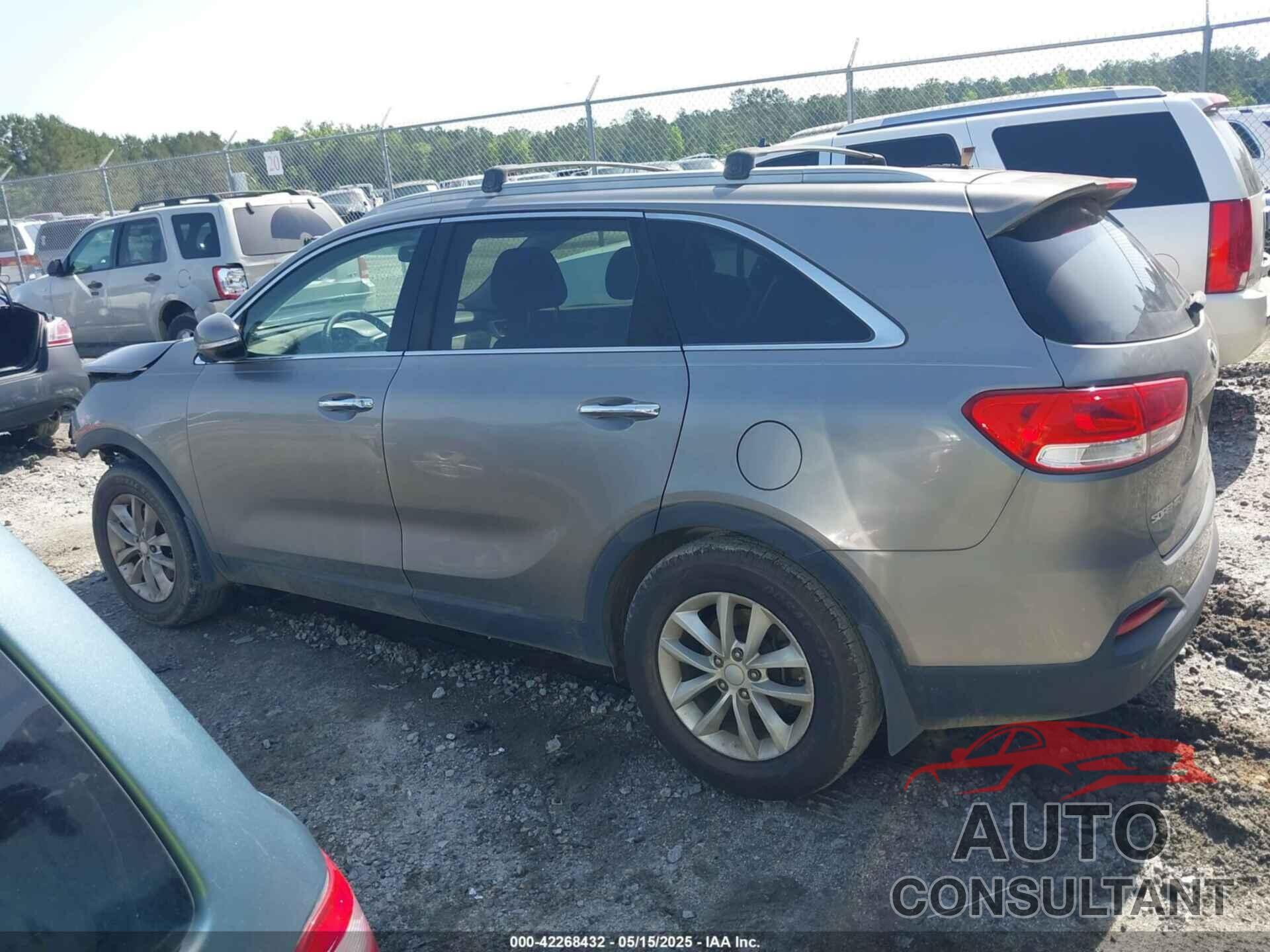 KIA SORENTO 2016 - 5XYPG4A36GG074330