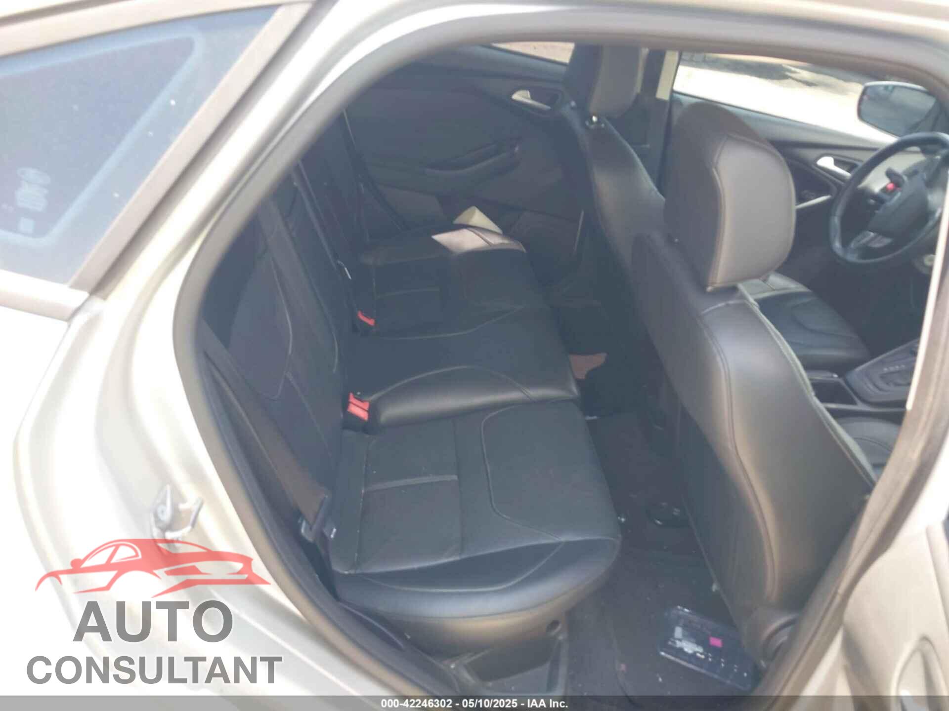 FORD FOCUS 2016 - 1FADP3F22GL298976
