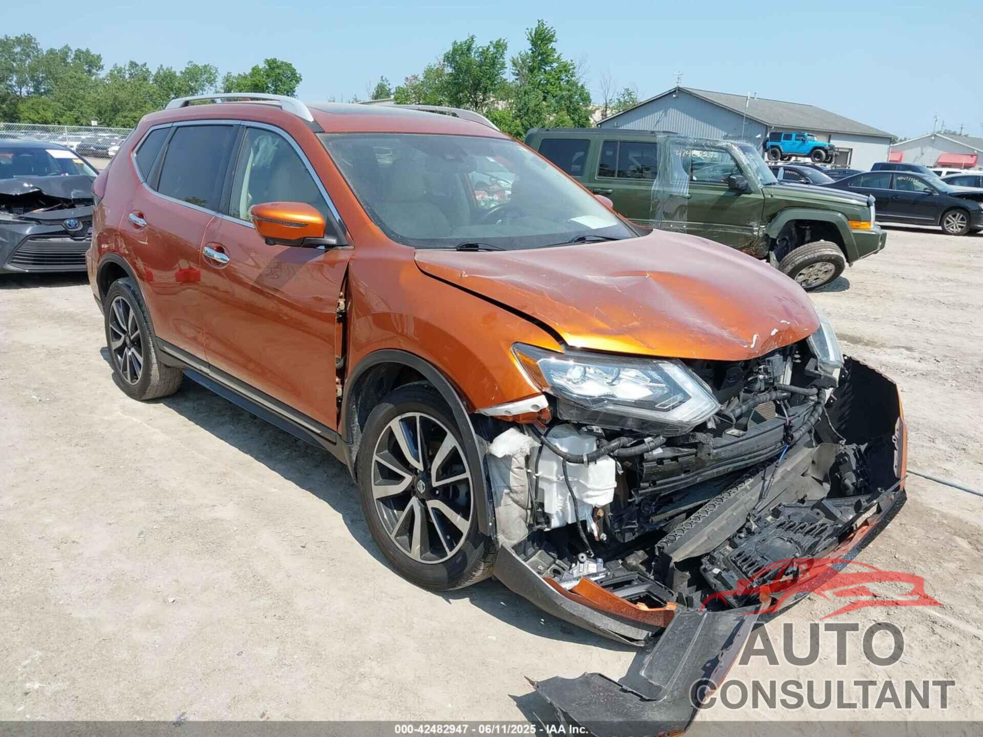 NISSAN ROGUE 2019 - 5N1AT2MV5KC712143