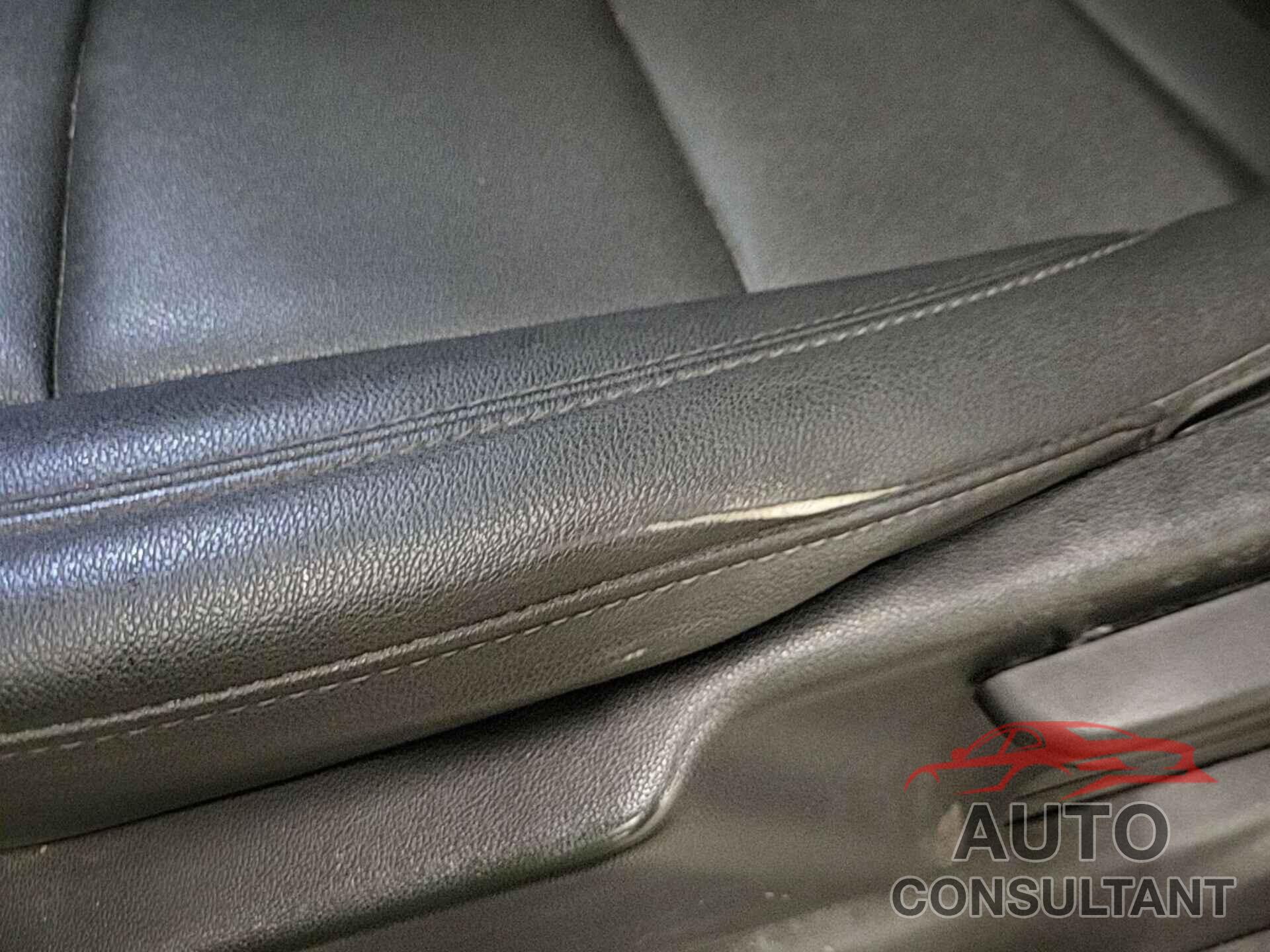 CHEVROLET SILVERADO 2023 - 1GCPDAEK2PZ216263