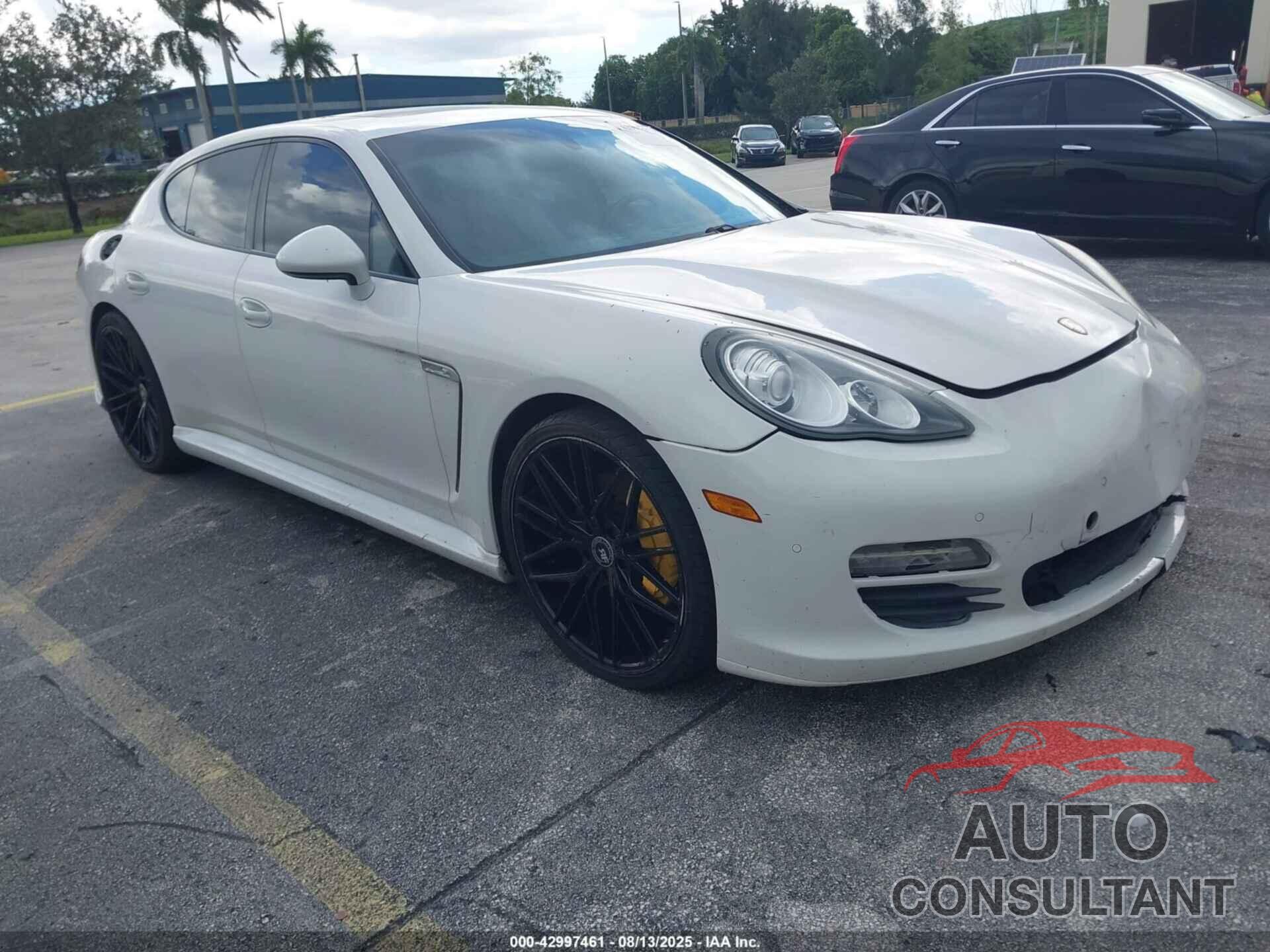 PORSCHE PANAMERA 2011 - WP0AA2A72BL012256