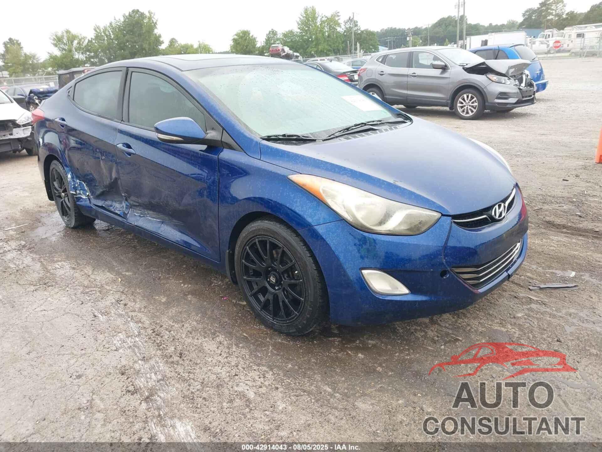 HYUNDAI ELANTRA 2013 - KMHDH4AE3DU634408