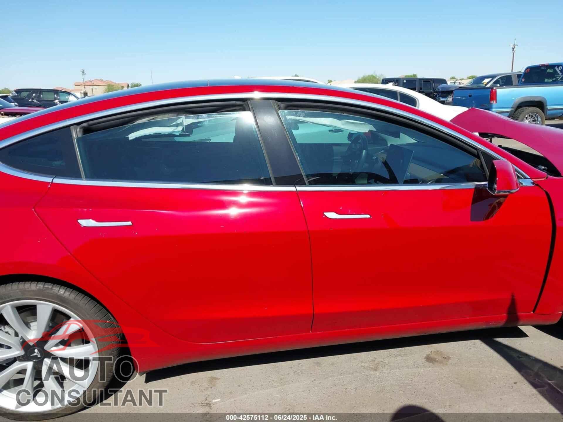 TESLA MODEL 3 2018 - 5YJ3E1EA7JF061810