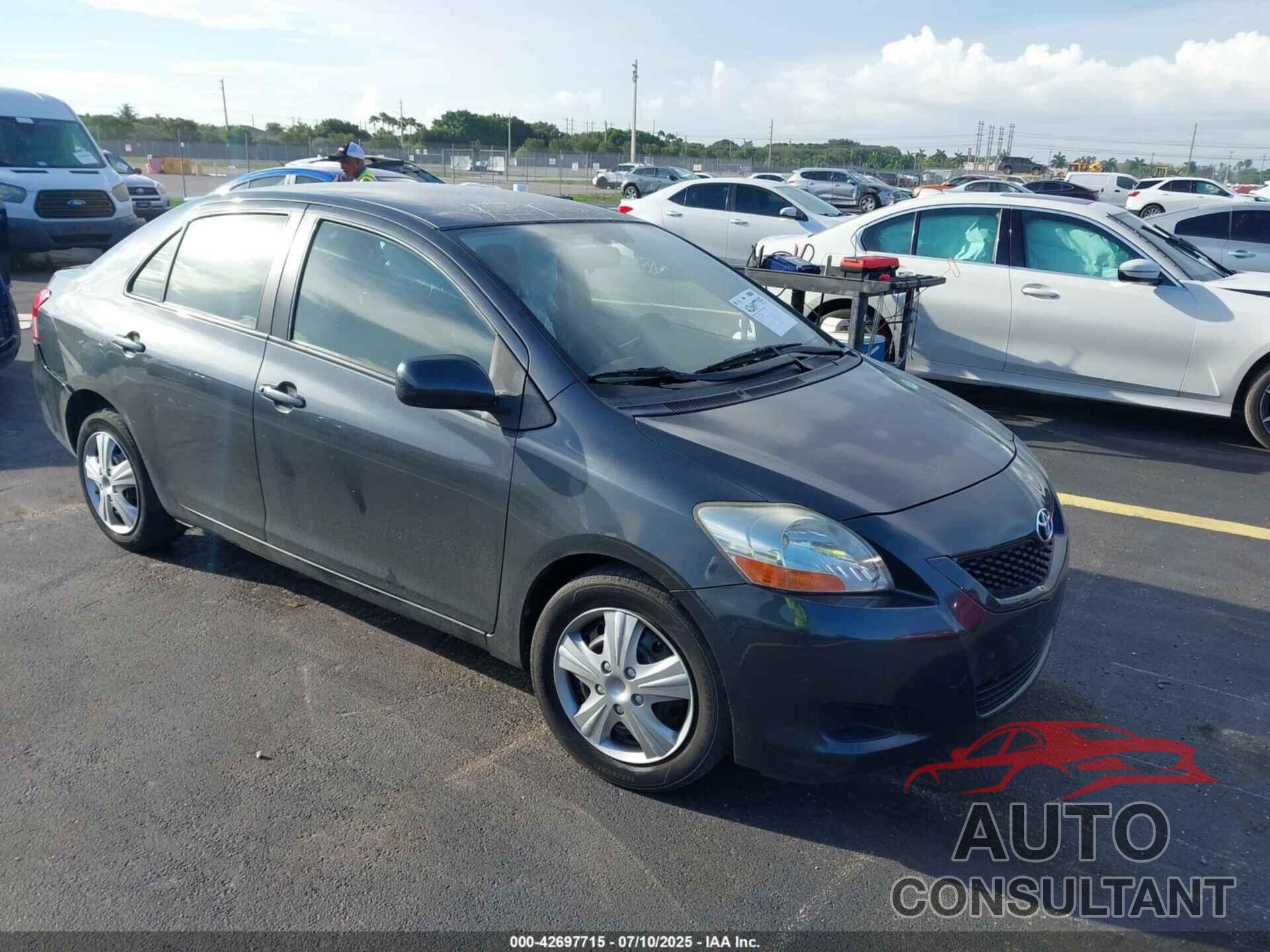 TOYOTA YARIS 2011 - JTDBT4K39B4081235