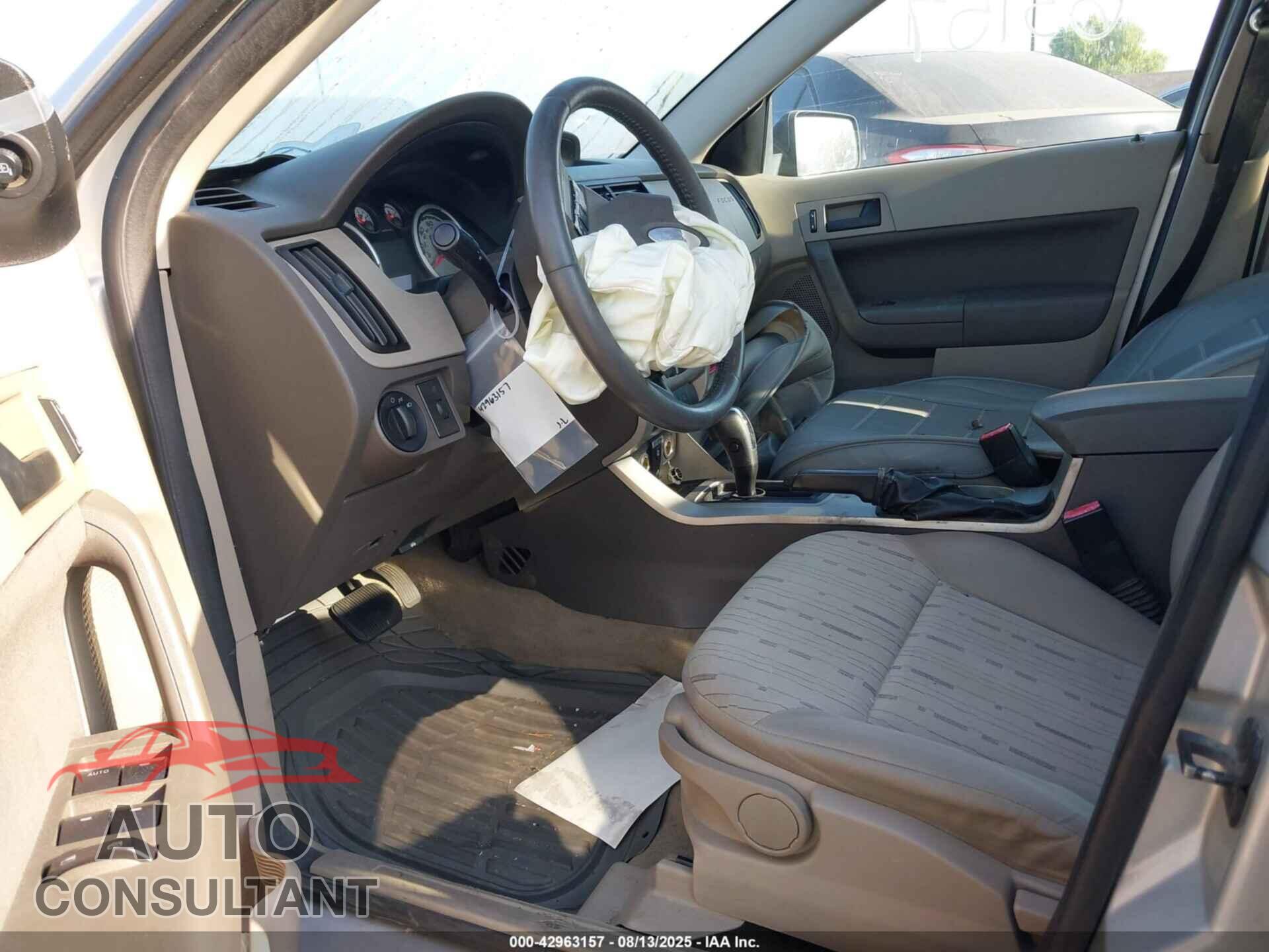 FORD FOCUS 2009 - 1FAHP35N89W202086