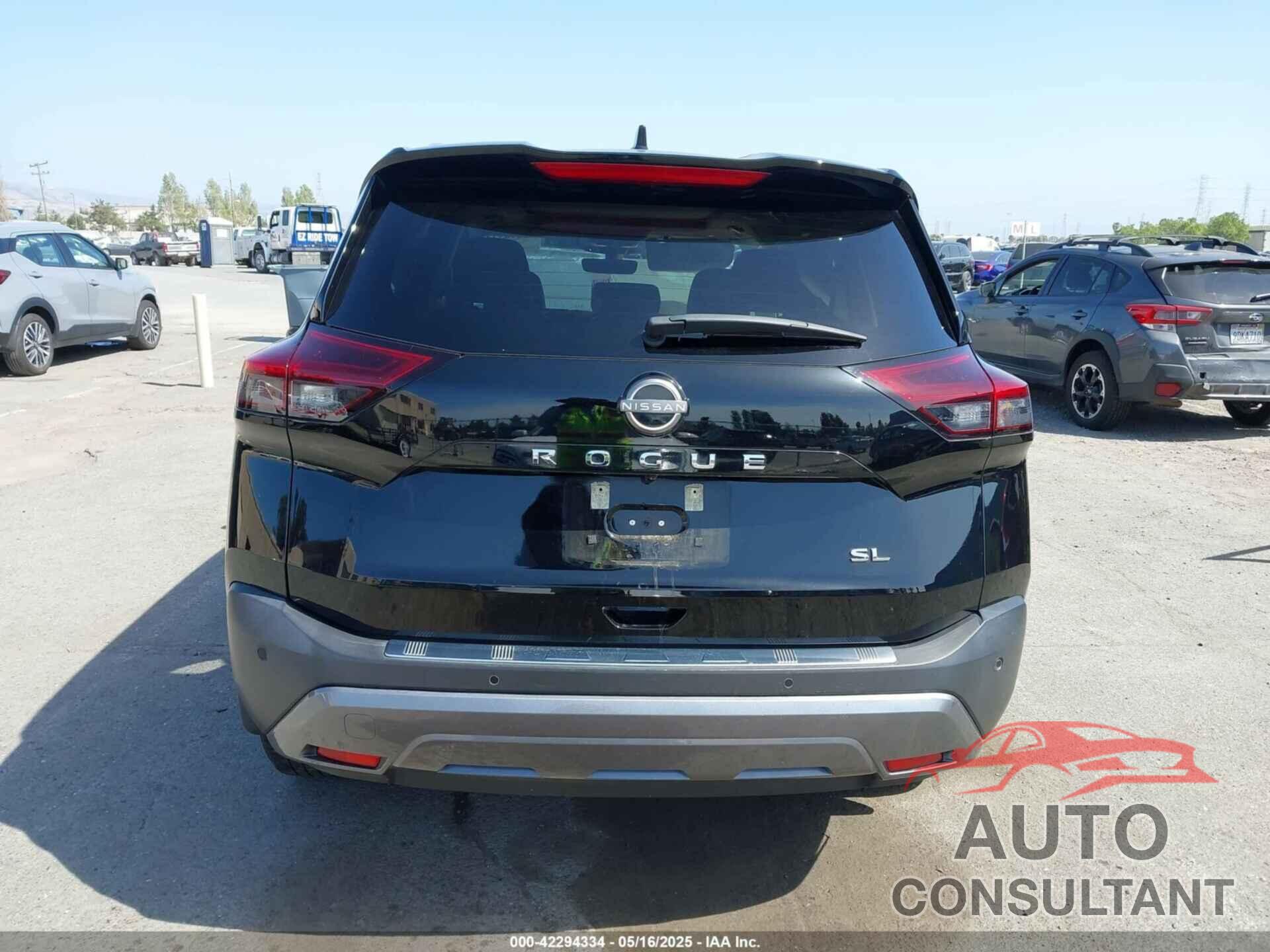 NISSAN ROGUE 2022 - 5N1BT3CA4NC695090