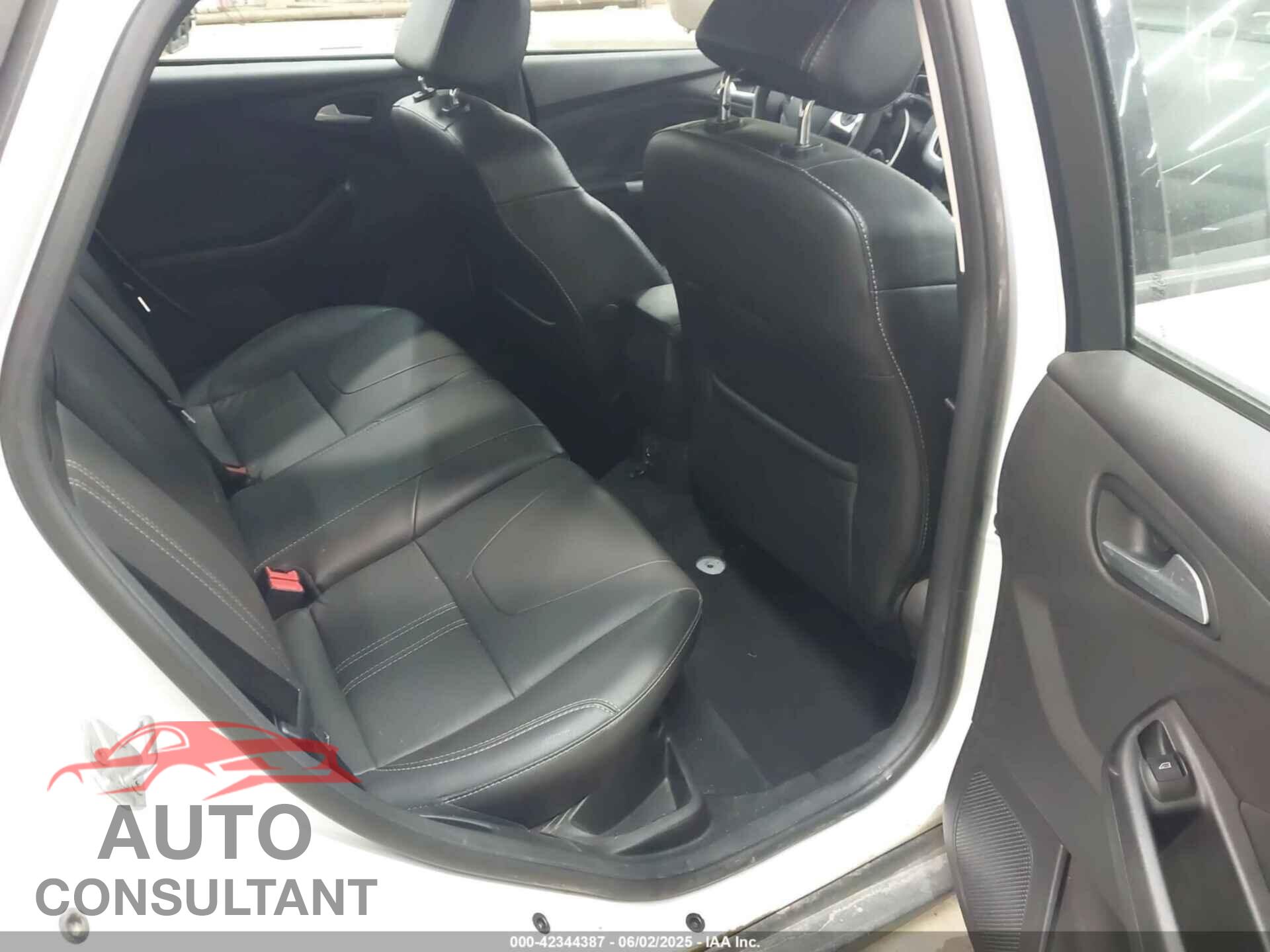 FORD FOCUS 2014 - 1FADP3K21EL193672