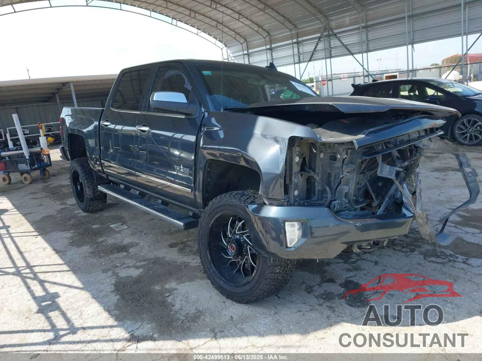 CHEVROLET SILVERADO 1500 2018 - 3GCUKREC7JG425103