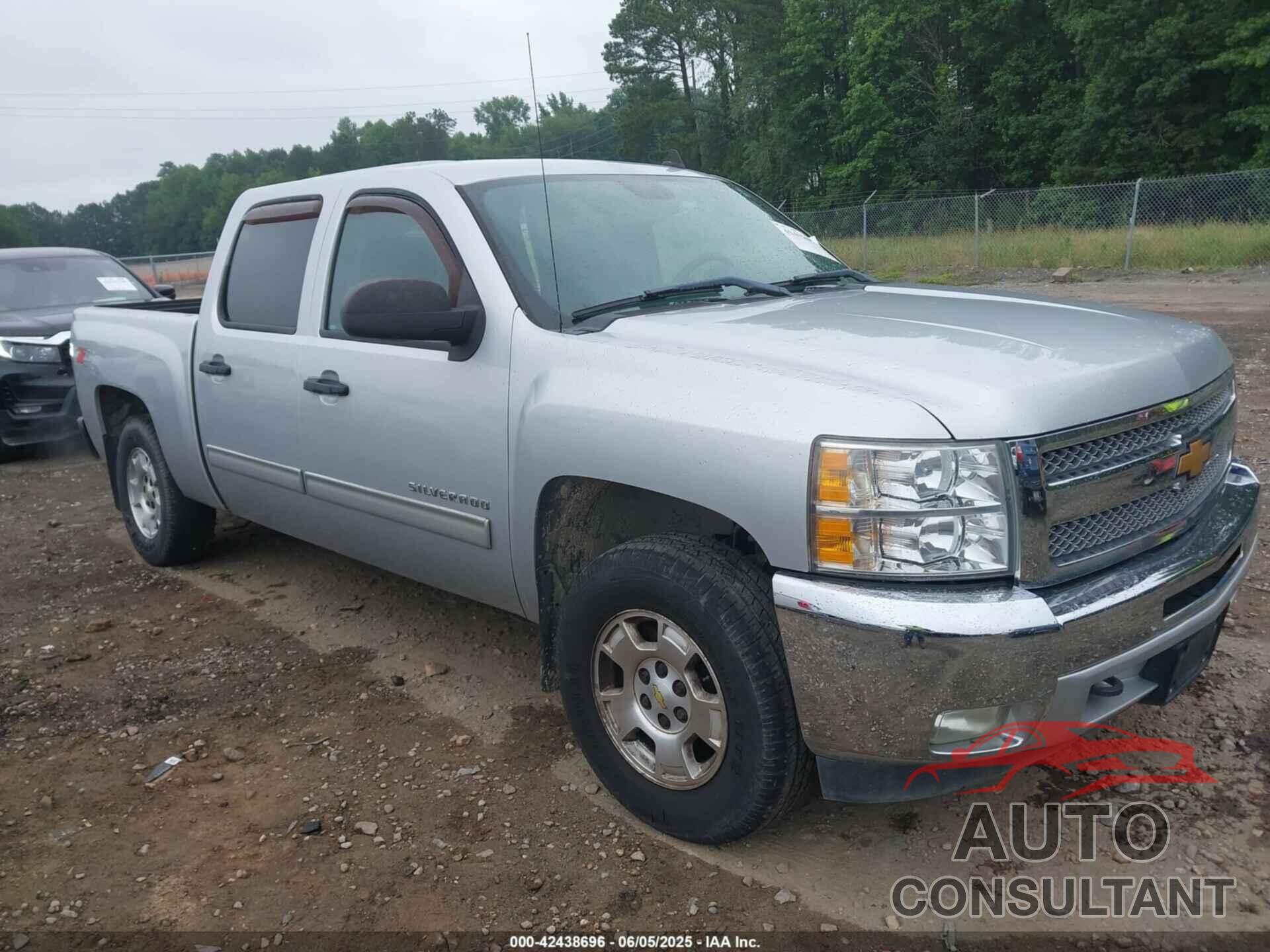 CHEVROLET SILVERADO 1500 2012 - 1GCPKSE7XCF184570