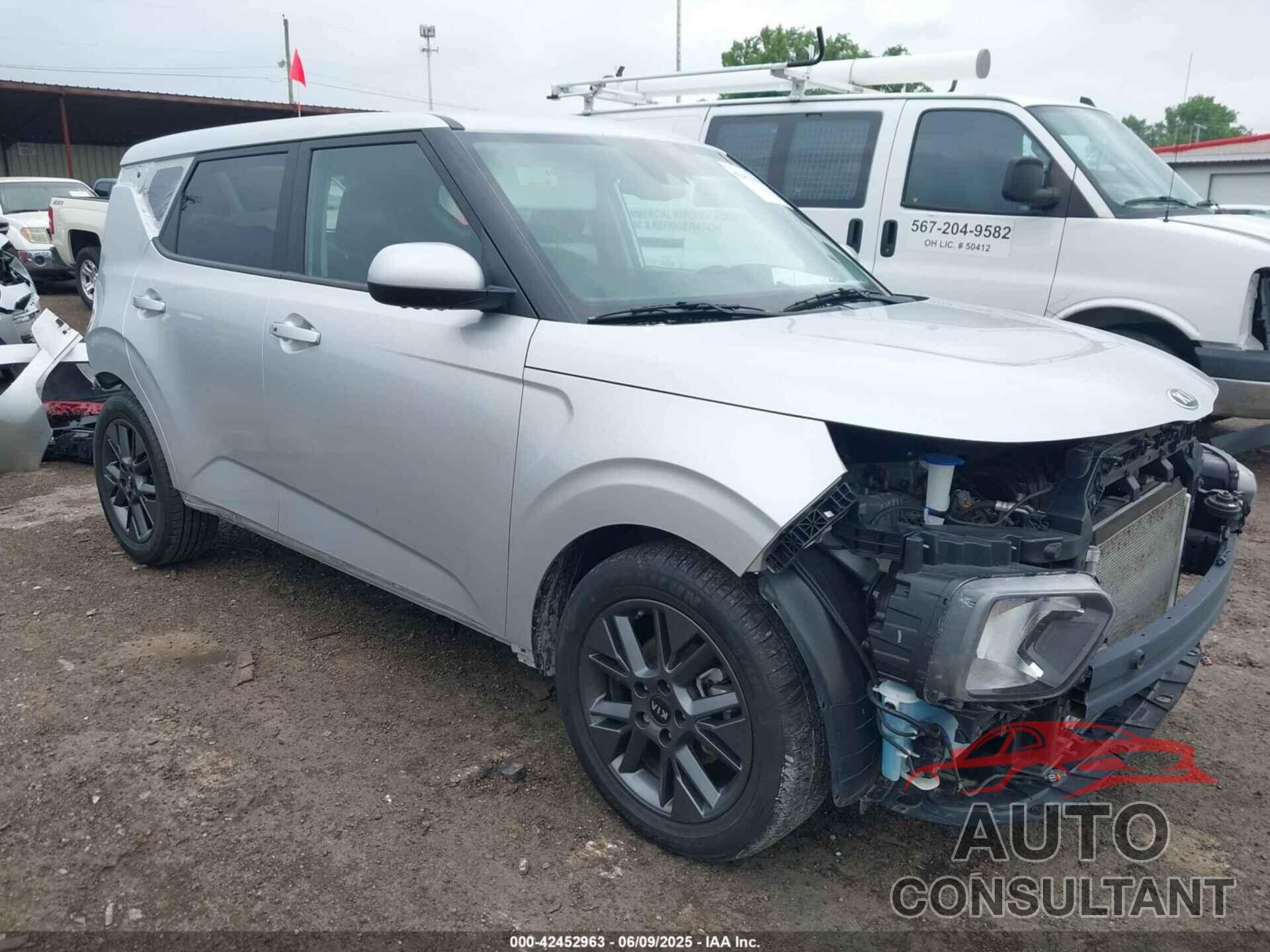KIA SOUL 2021 - KNDJ33AU7M7782308