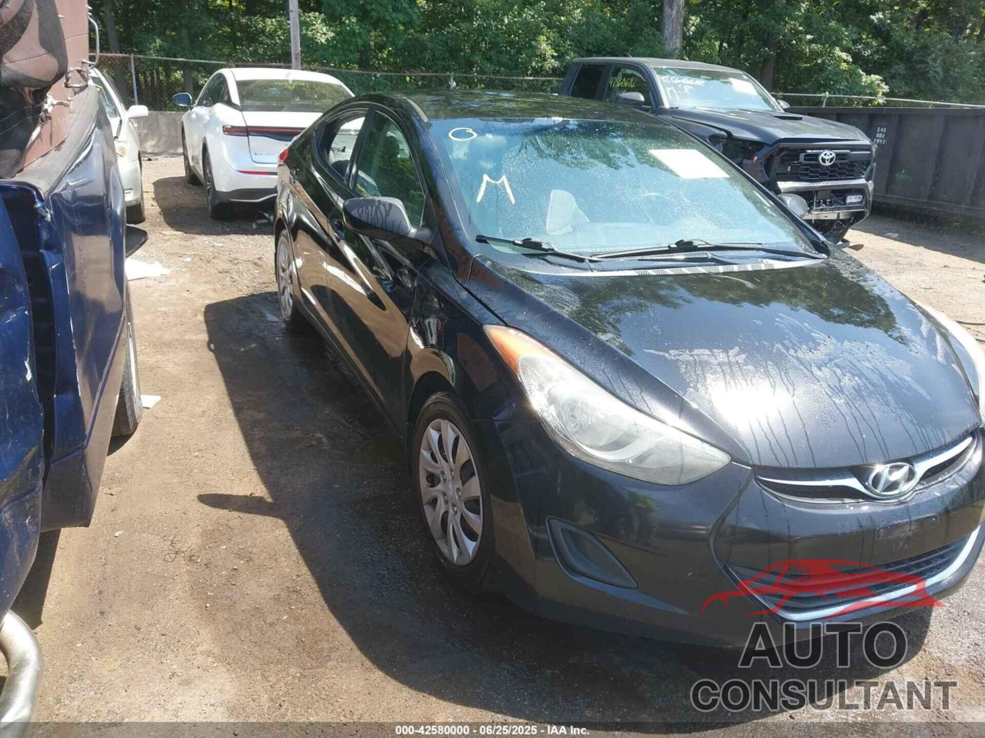 HYUNDAI ELANTRA 2013 - 5NPDH4AE4DH155848