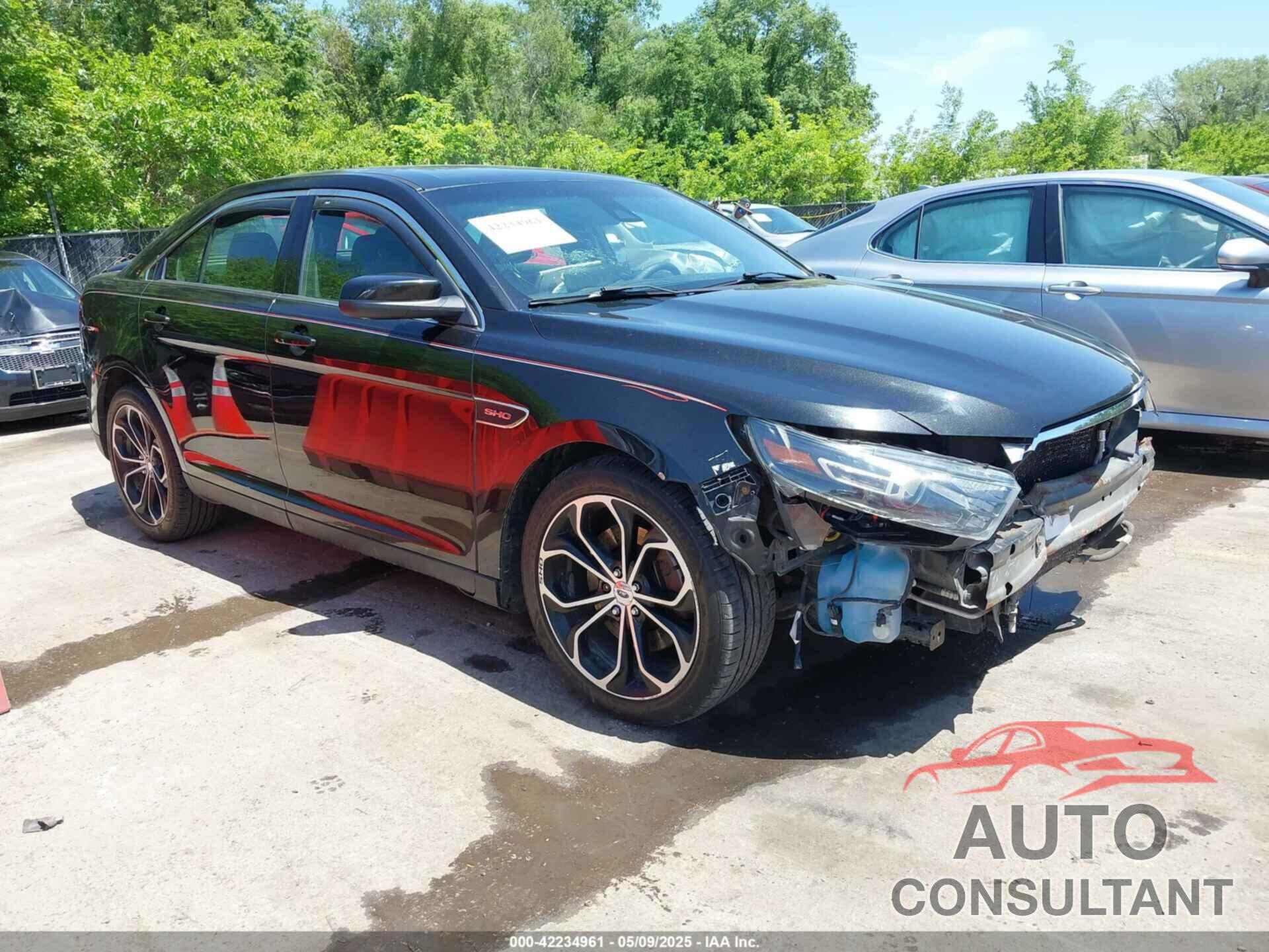 FORD TAURUS 2013 - 1FAHP2KT4DG118525