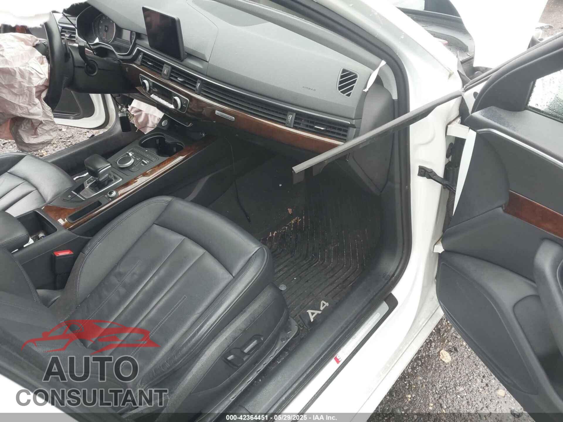 AUDI A4 2018 - WAUDNAF46JN005255