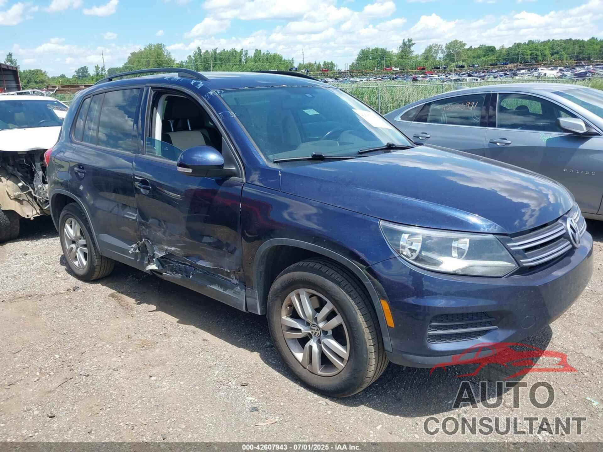 VOLKSWAGEN TIGUAN 2016 - WVGAV7AX8GW595502