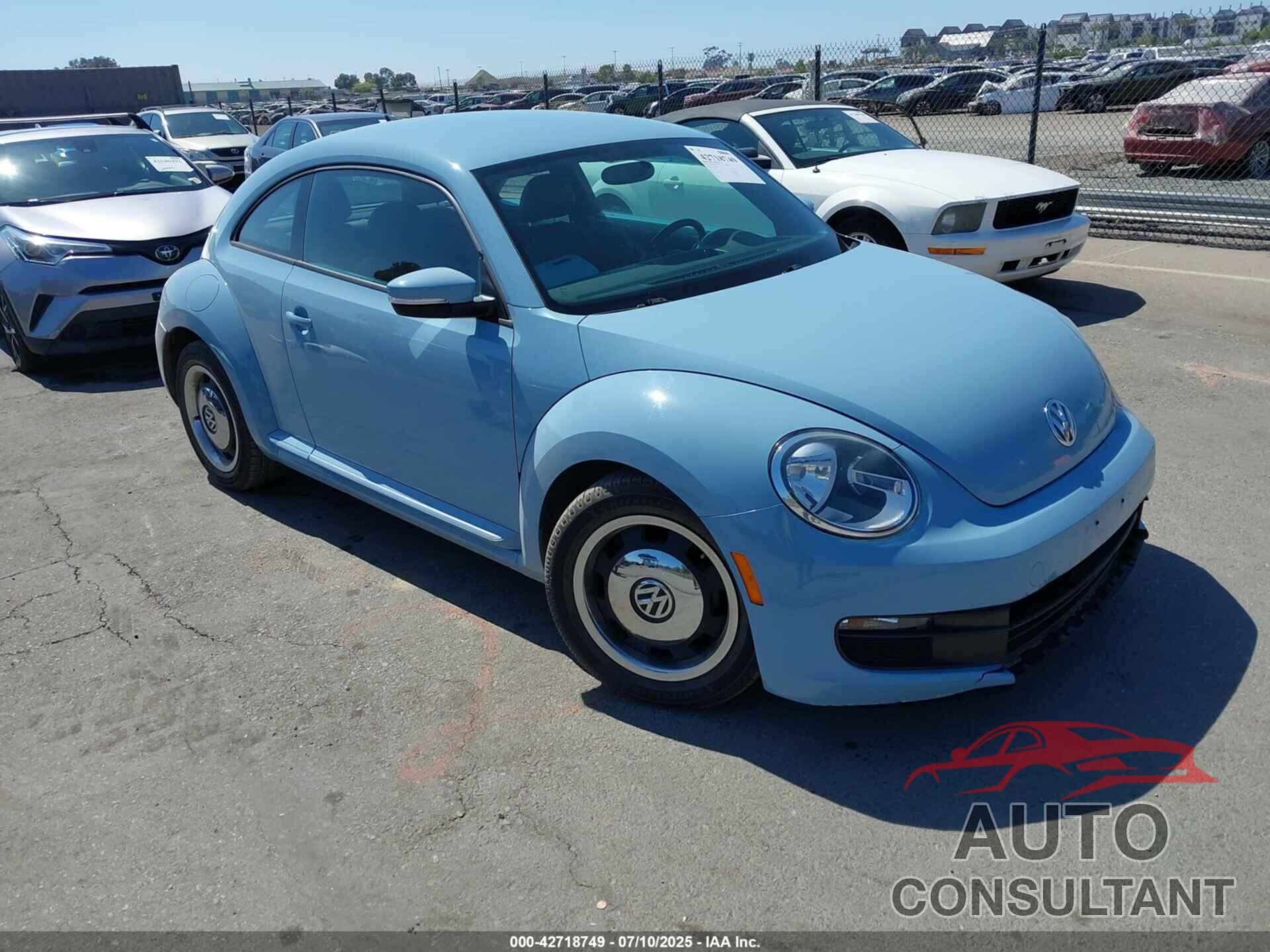 VOLKSWAGEN BEETLE 2012 - 3VWHX7AT3CM618377