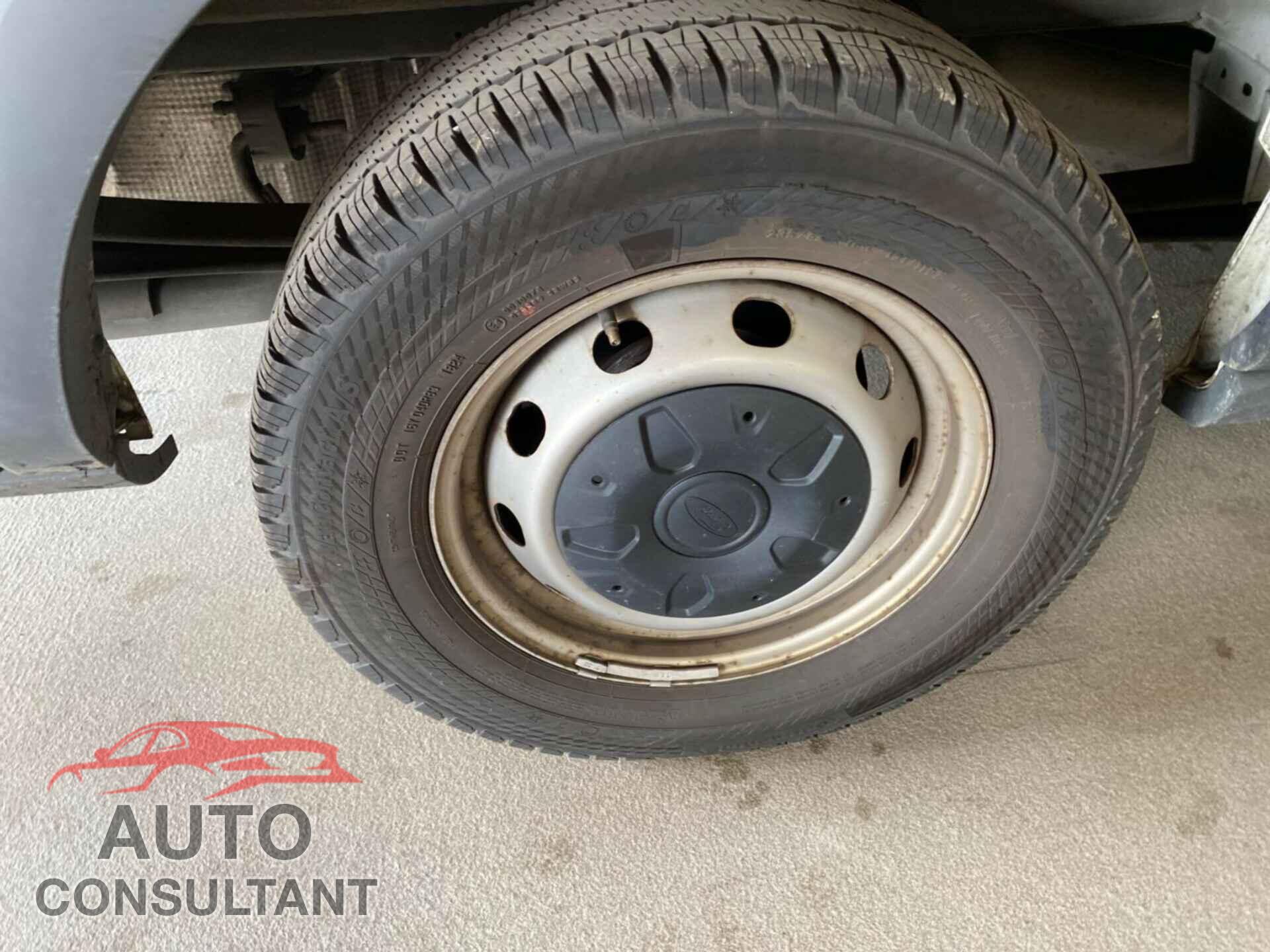 FORD TRANSIT 2017 - 1FTYE1YM8HKA28386