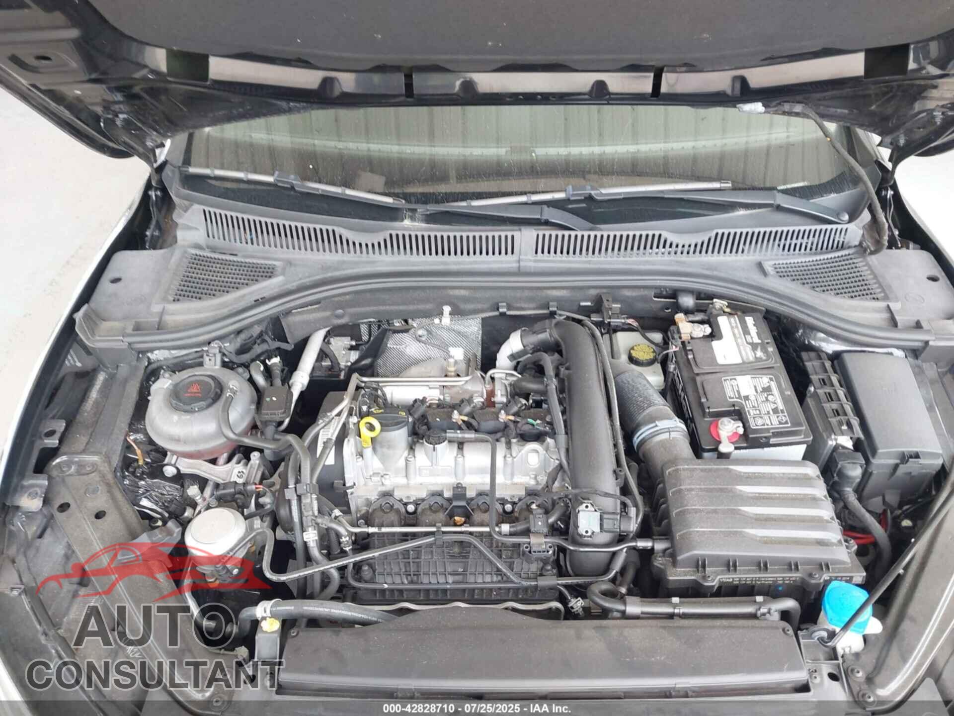 VOLKSWAGEN JETTA 2019 - 3VWEB7BU4KM258317