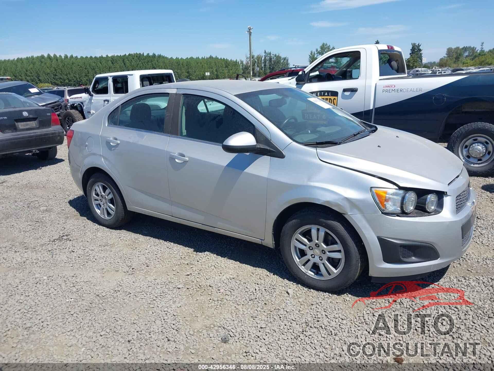 CHEVROLET SONIC 2015 - 1G1JC5SH1F4197413