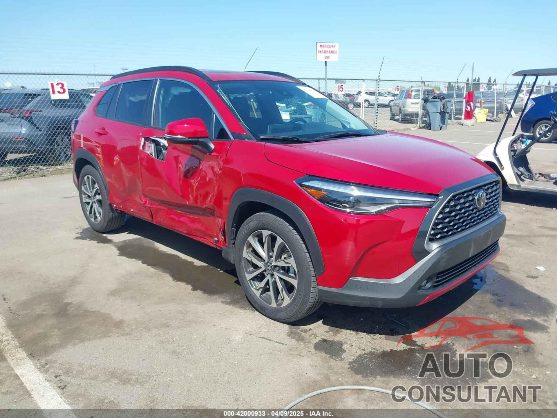 TOYOTA COROLLA CROSS 2022 - 7MUDAAAG9NV019320