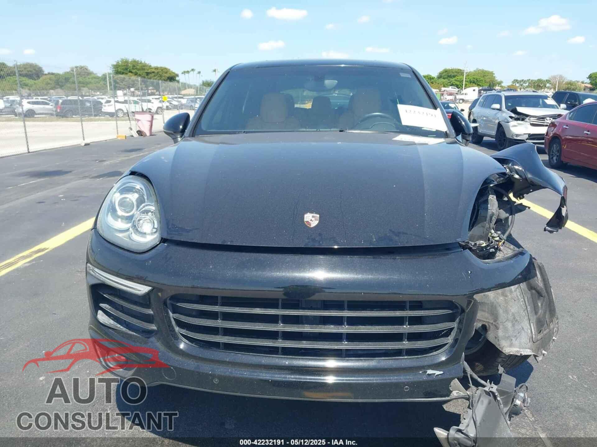 PORSCHE CAYENNE 2016 - WP1AA2A25GLA09331