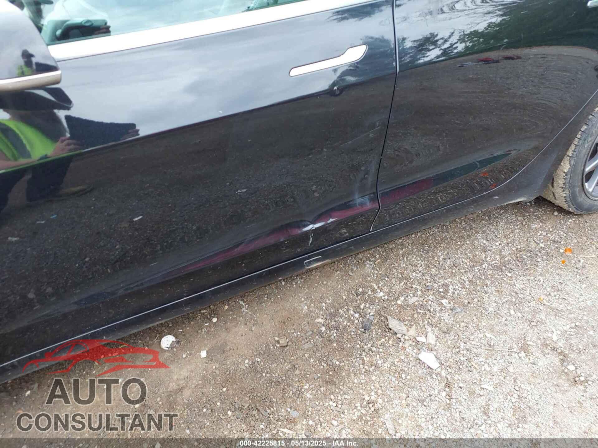 TESLA MODEL 3 2020 - 5YJ3E1EA5LF606342