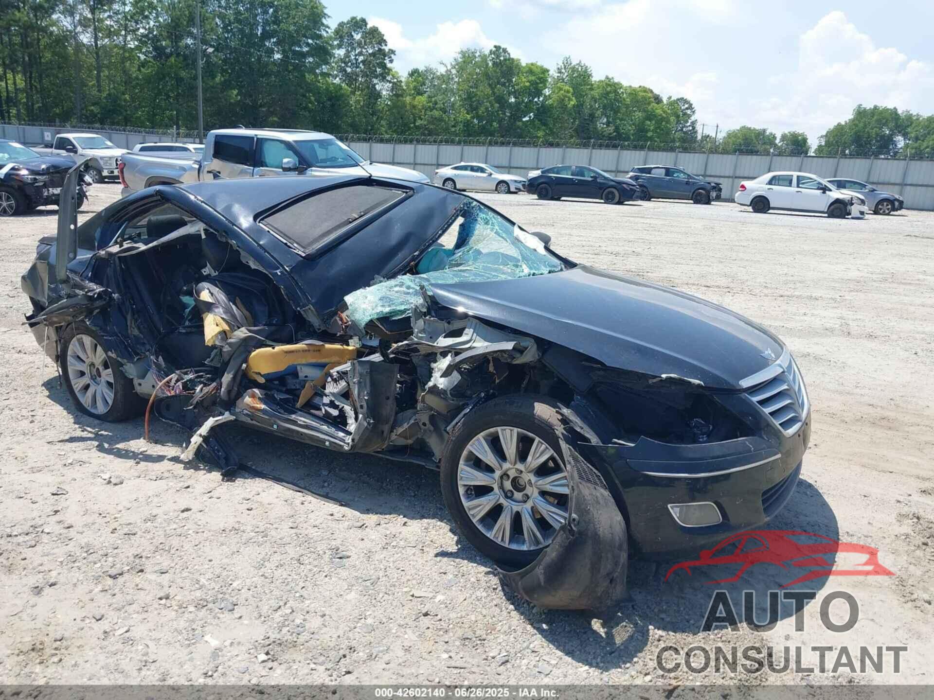 HYUNDAI GENESIS 2009 - KMHGC46EX9U048719