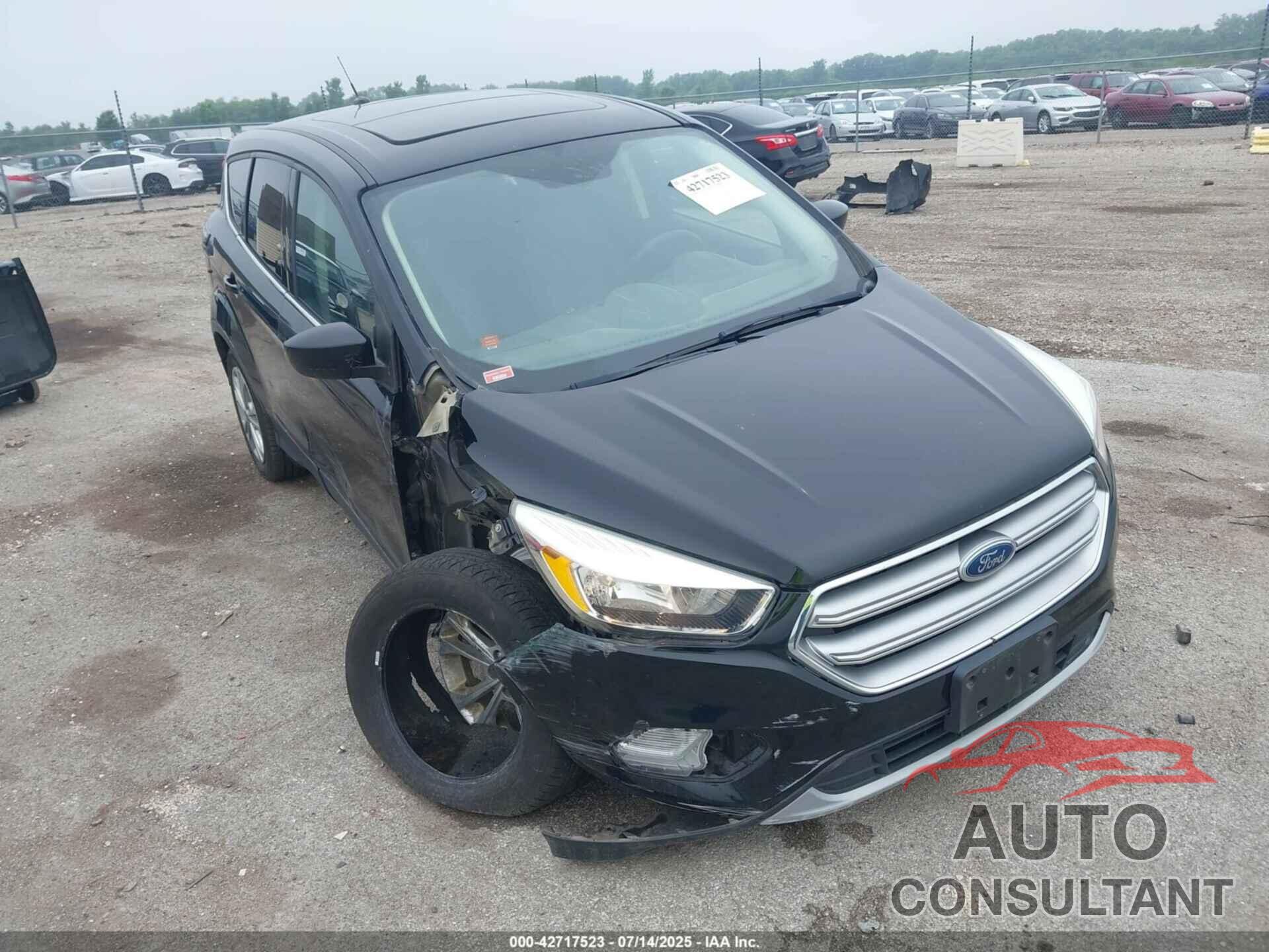 FORD ESCAPE 2017 - 1FMCU0GD7HUE92729