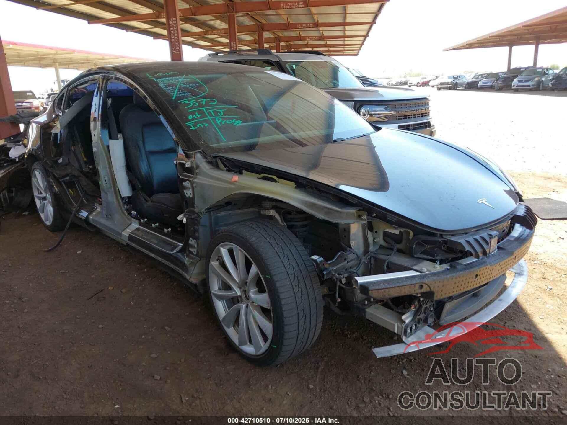 TESLA MODEL 3 2020 - 5YJ3E1EB5LF741782
