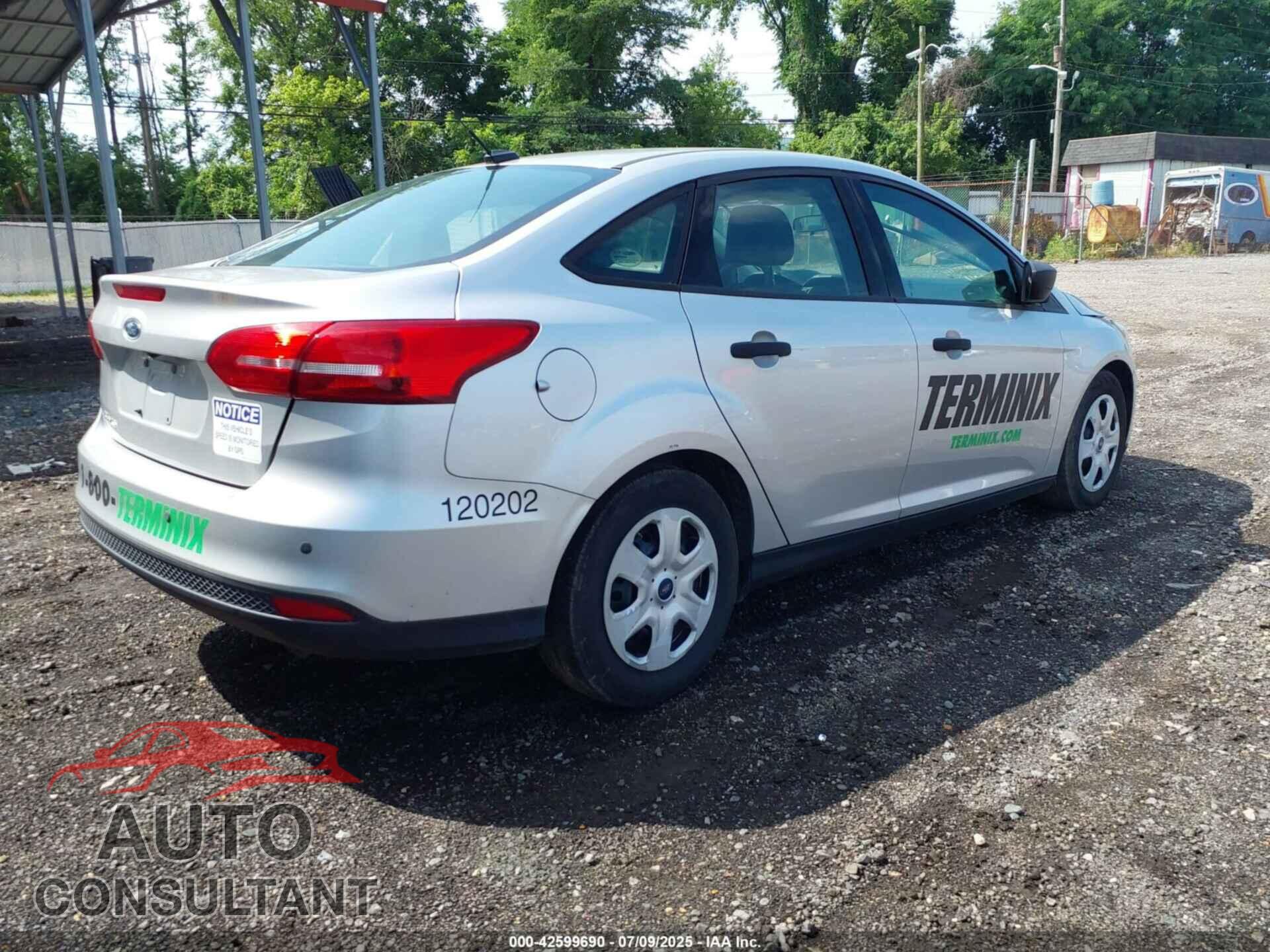 FORD FOCUS 2017 - 1FADP3E23HL279226