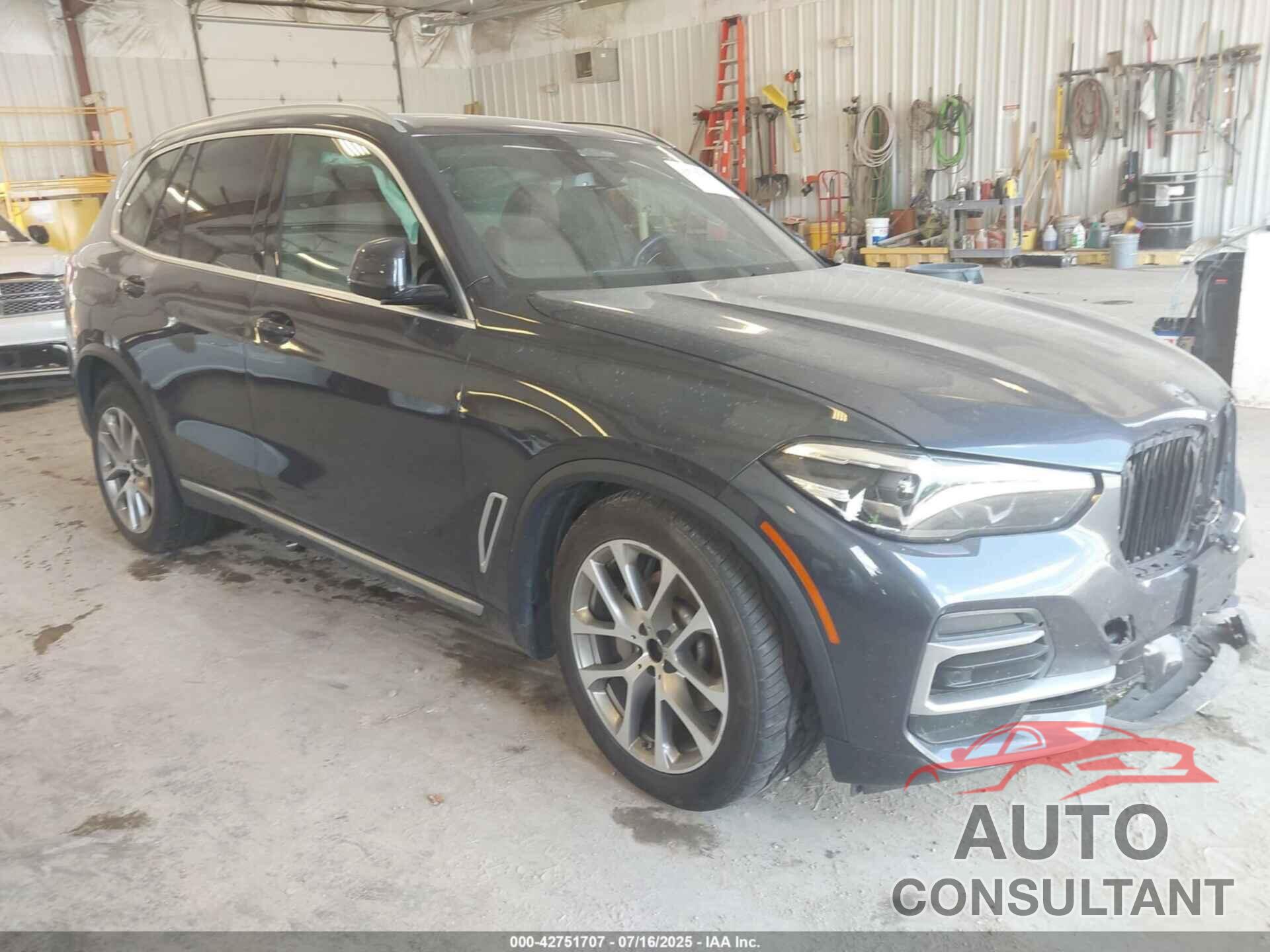 BMW X5 2022 - 5UXCR6C08N9N30333