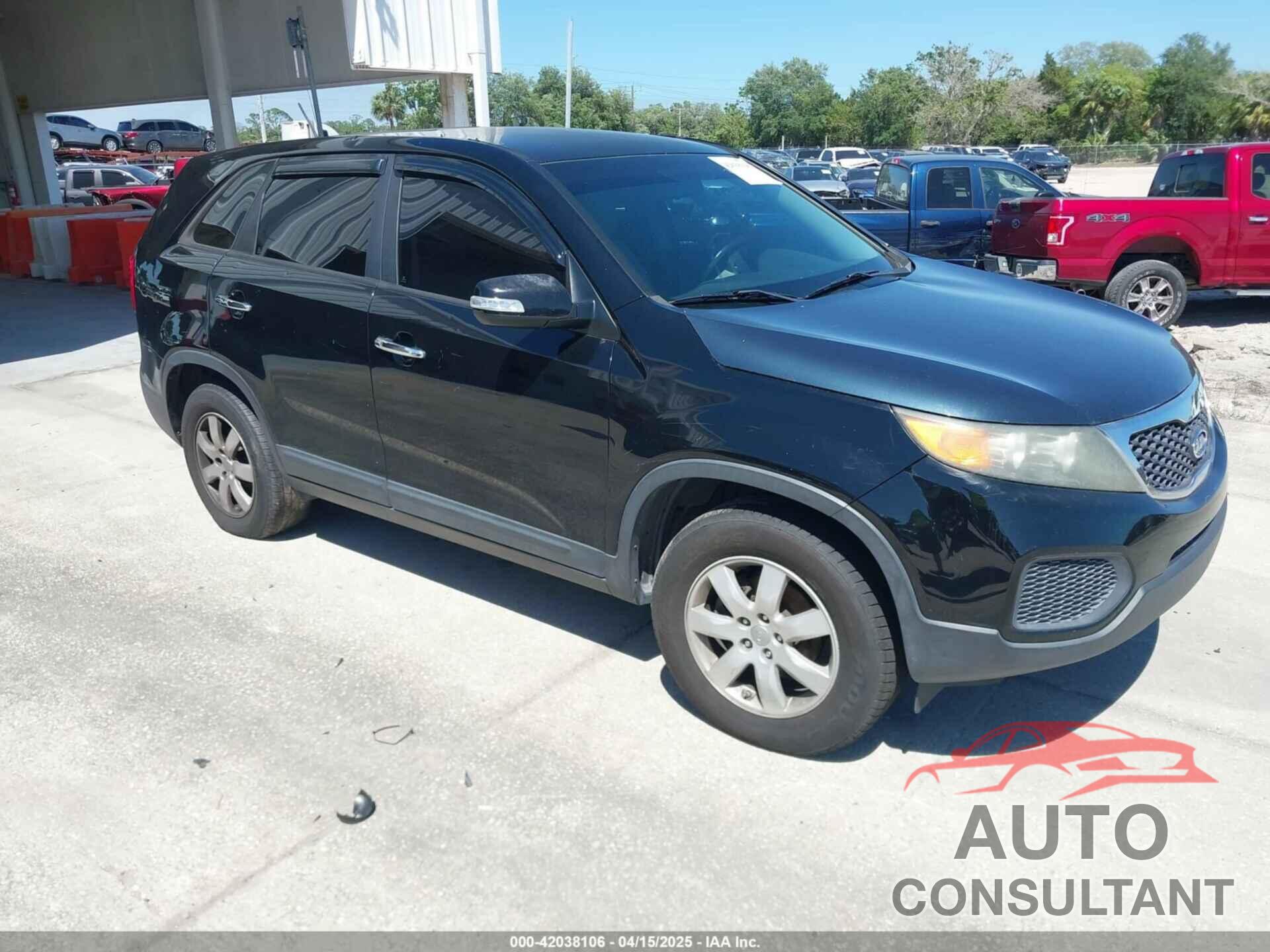 KIA SORENTO 2013 - 5XYKT4A25DG383277