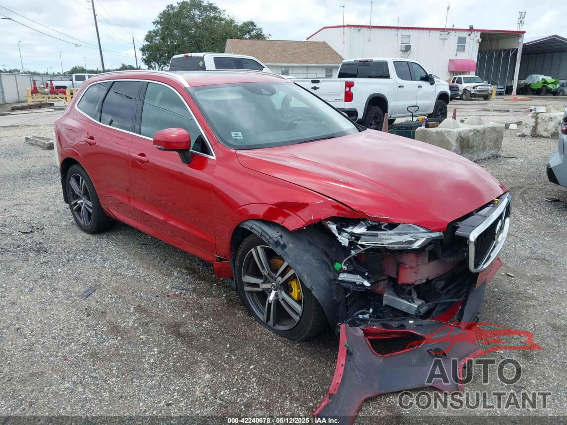 VOLVO XC60 2018 - LYV102RK5JB105349