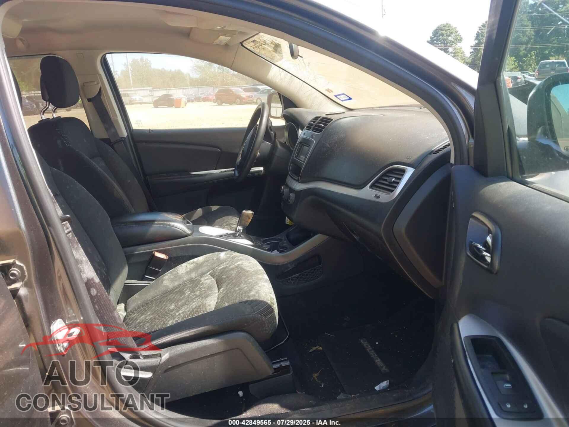 DODGE JOURNEY 2017 - 3C4PDCBG7HT521617
