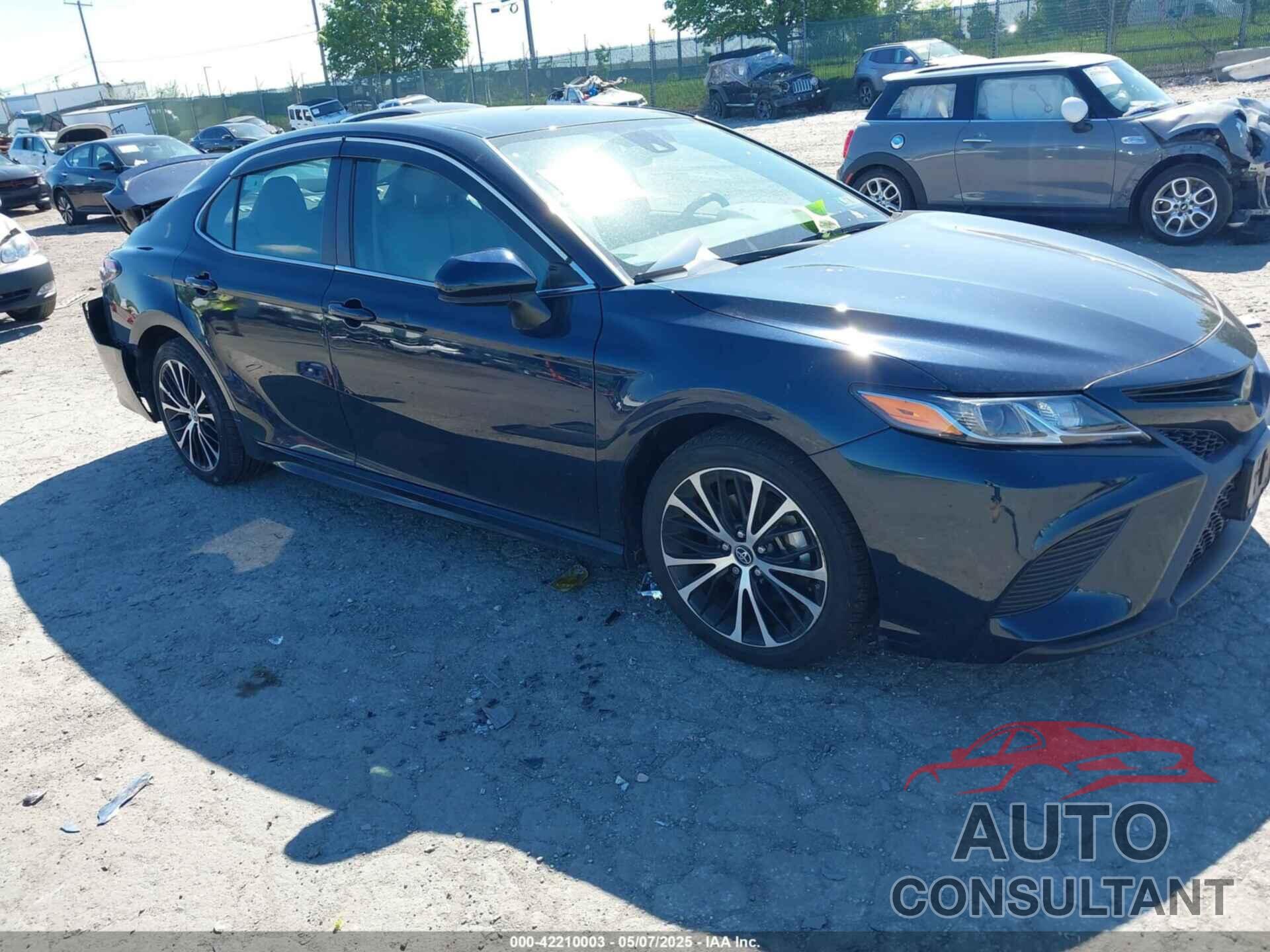 TOYOTA CAMRY 2019 - 4T1B11HK6KU283500