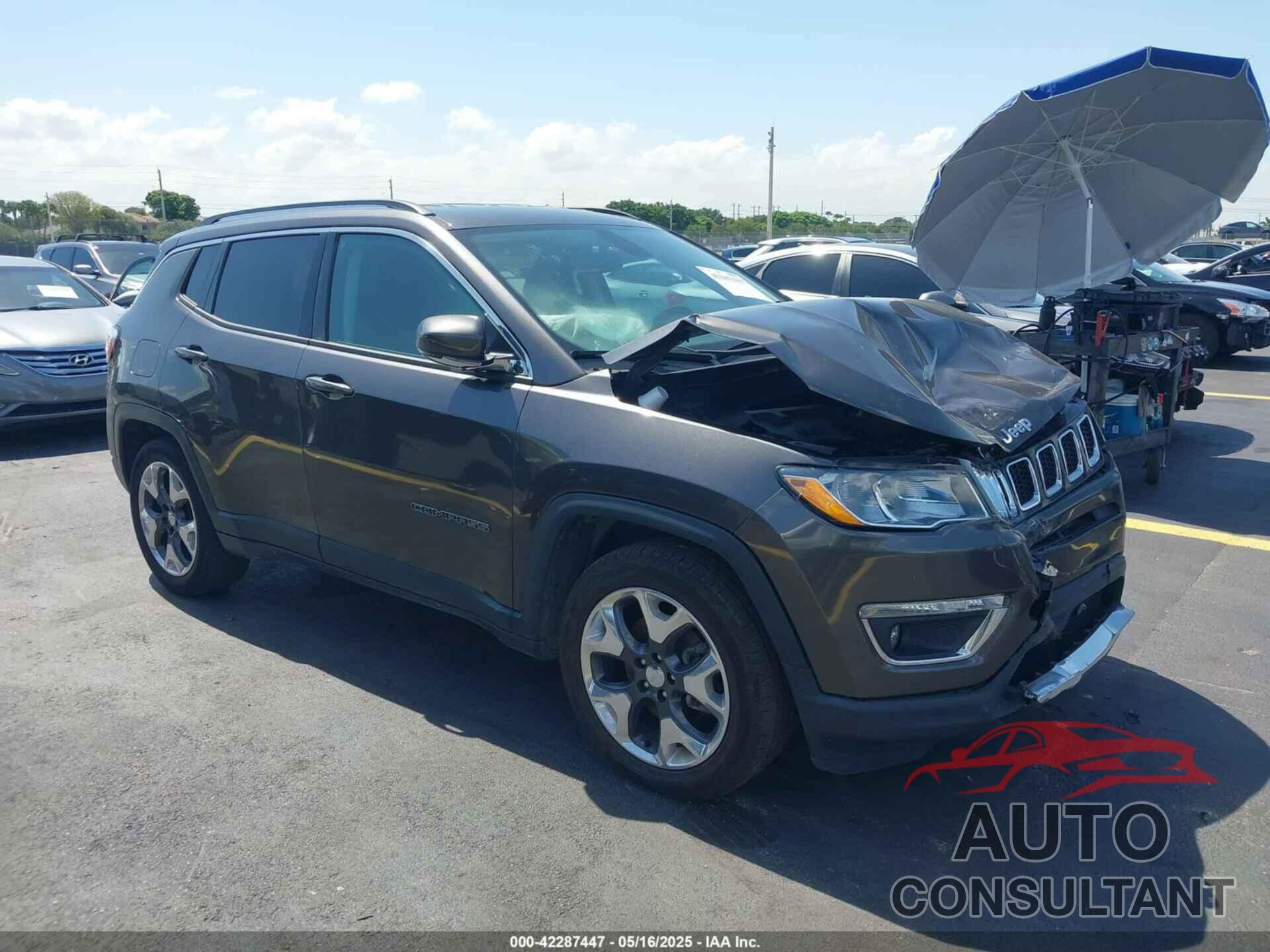 JEEP COMPASS 2019 - 3C4NJCCB2KT660077