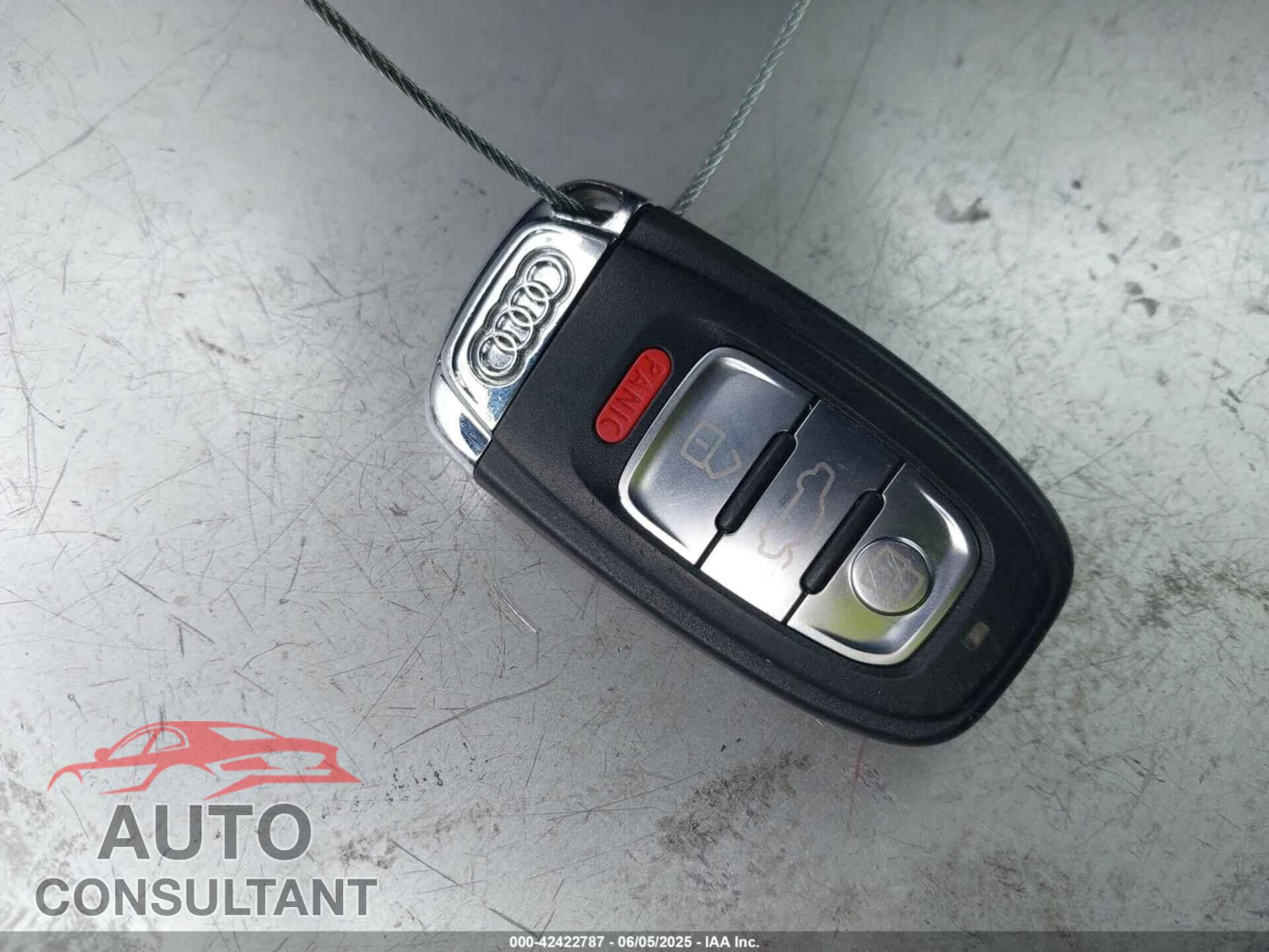 AUDI A5 2012 - WAULFAFR9CA001439