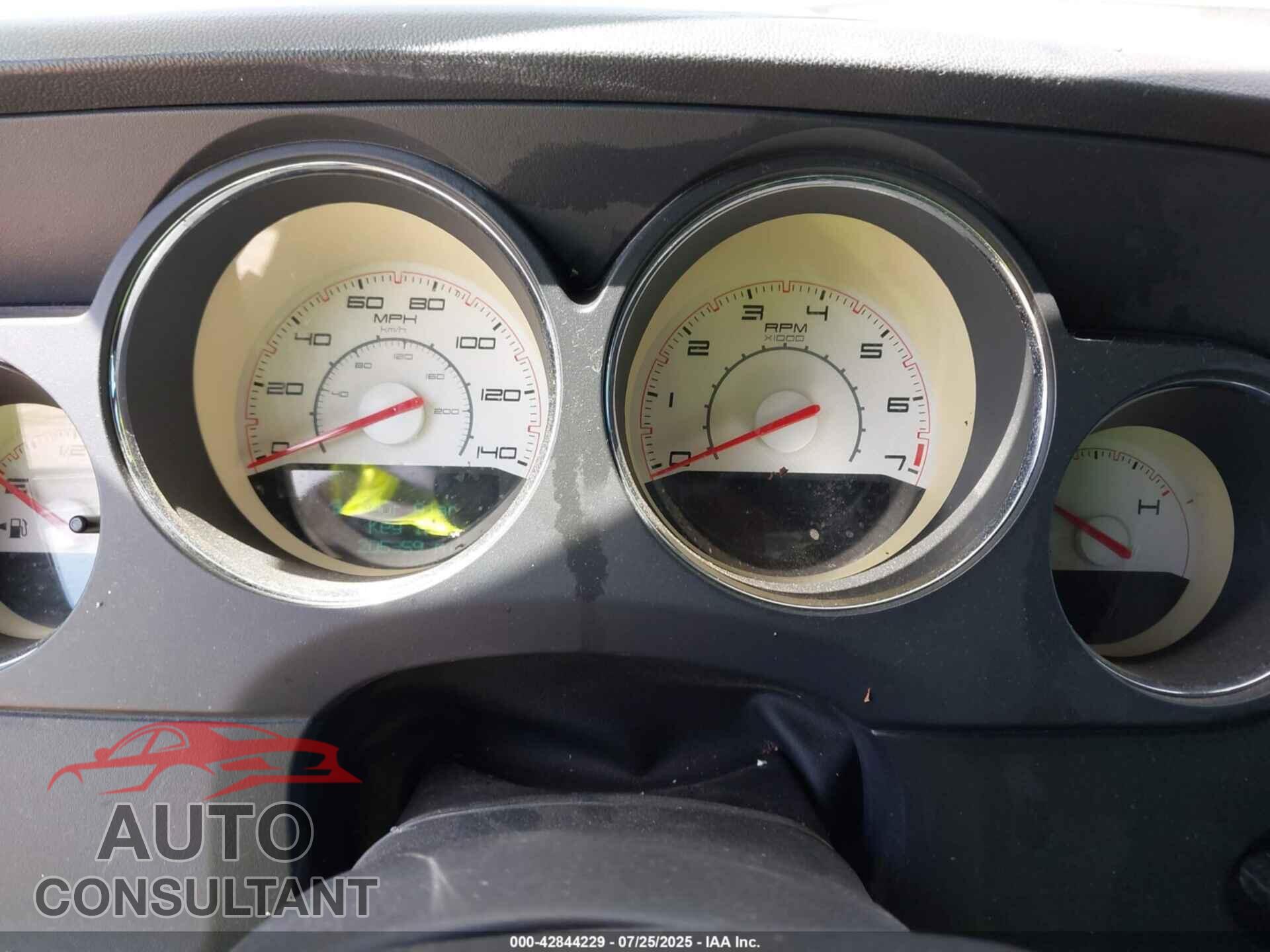 DODGE CHALLENGER 2011 - 2B3CJ4DG7BH603925