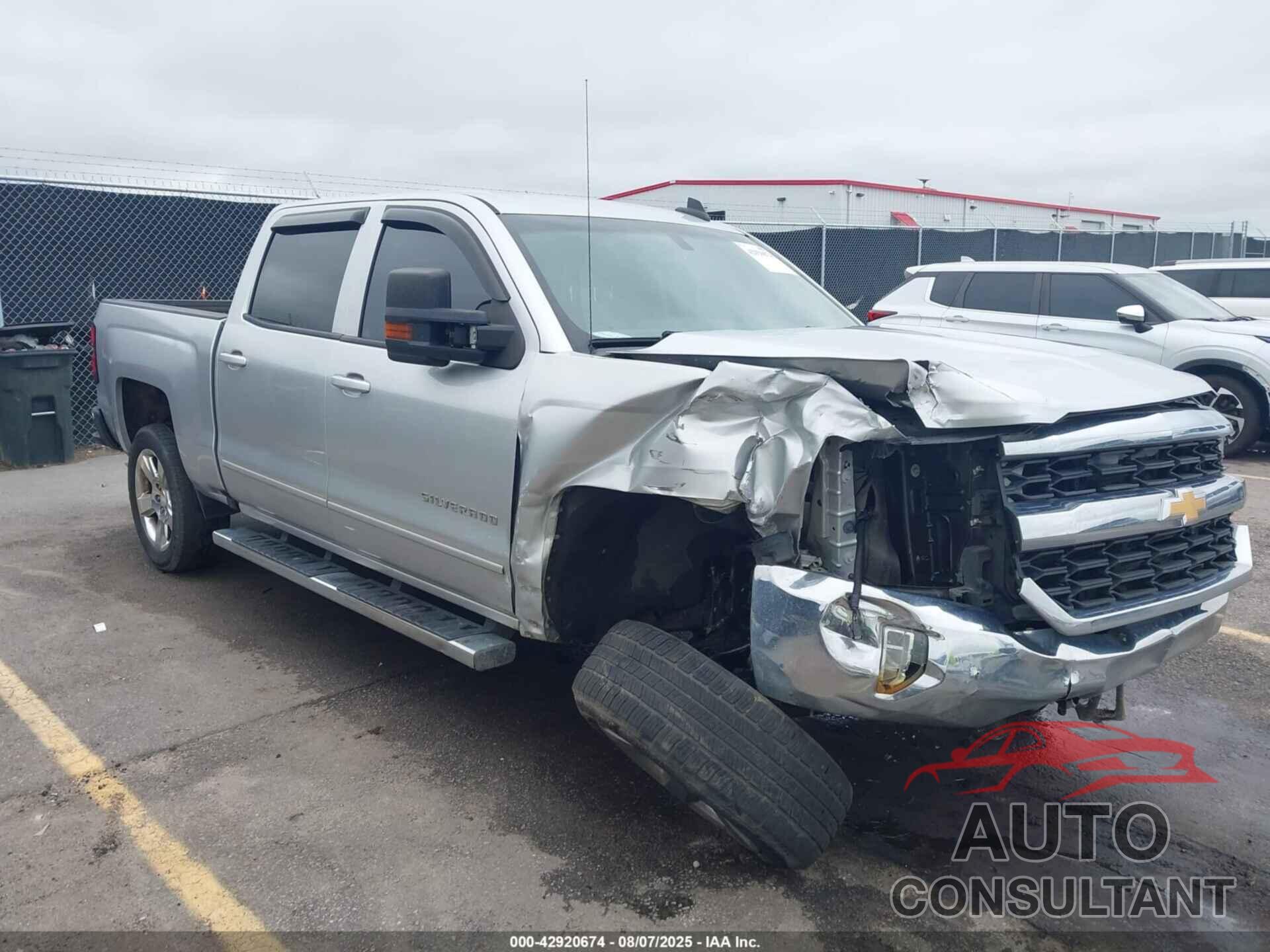 CHEVROLET SILVERADO 1500 2017 - 3GCUCREC1HG210078