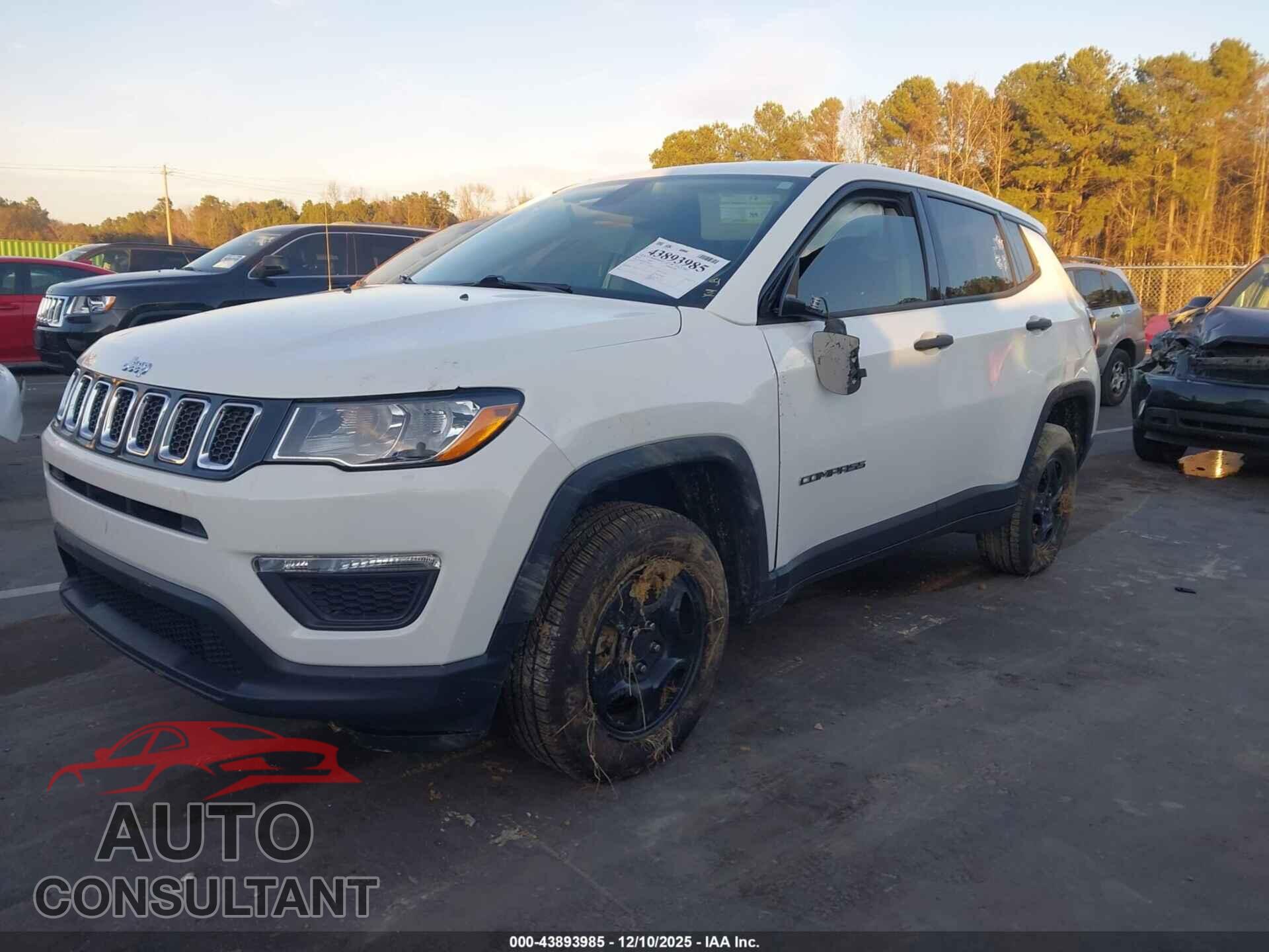 JEEP COMPASS 2020 - 3C4NJDAB7LT101537