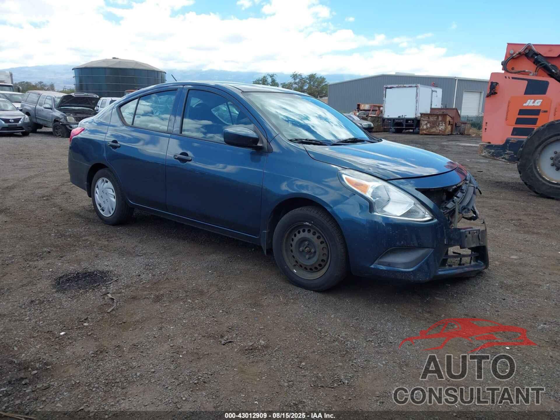 NISSAN VERSA 2017 - 3N1CN7AP5HL827397