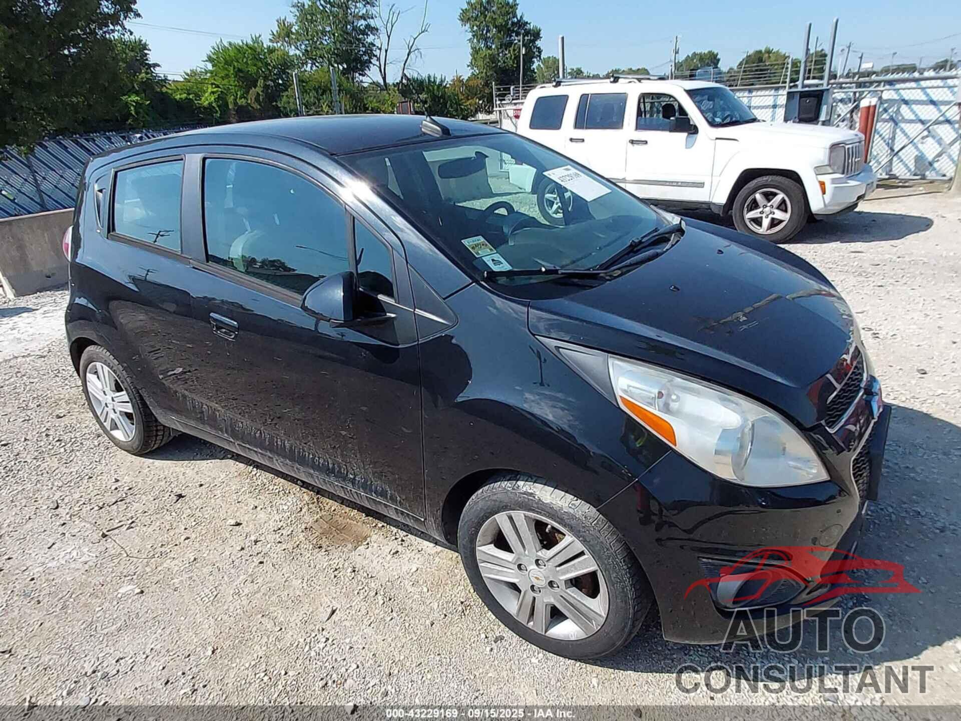 CHEVROLET SPARK 2014 - KL8CB6S9XEC441882